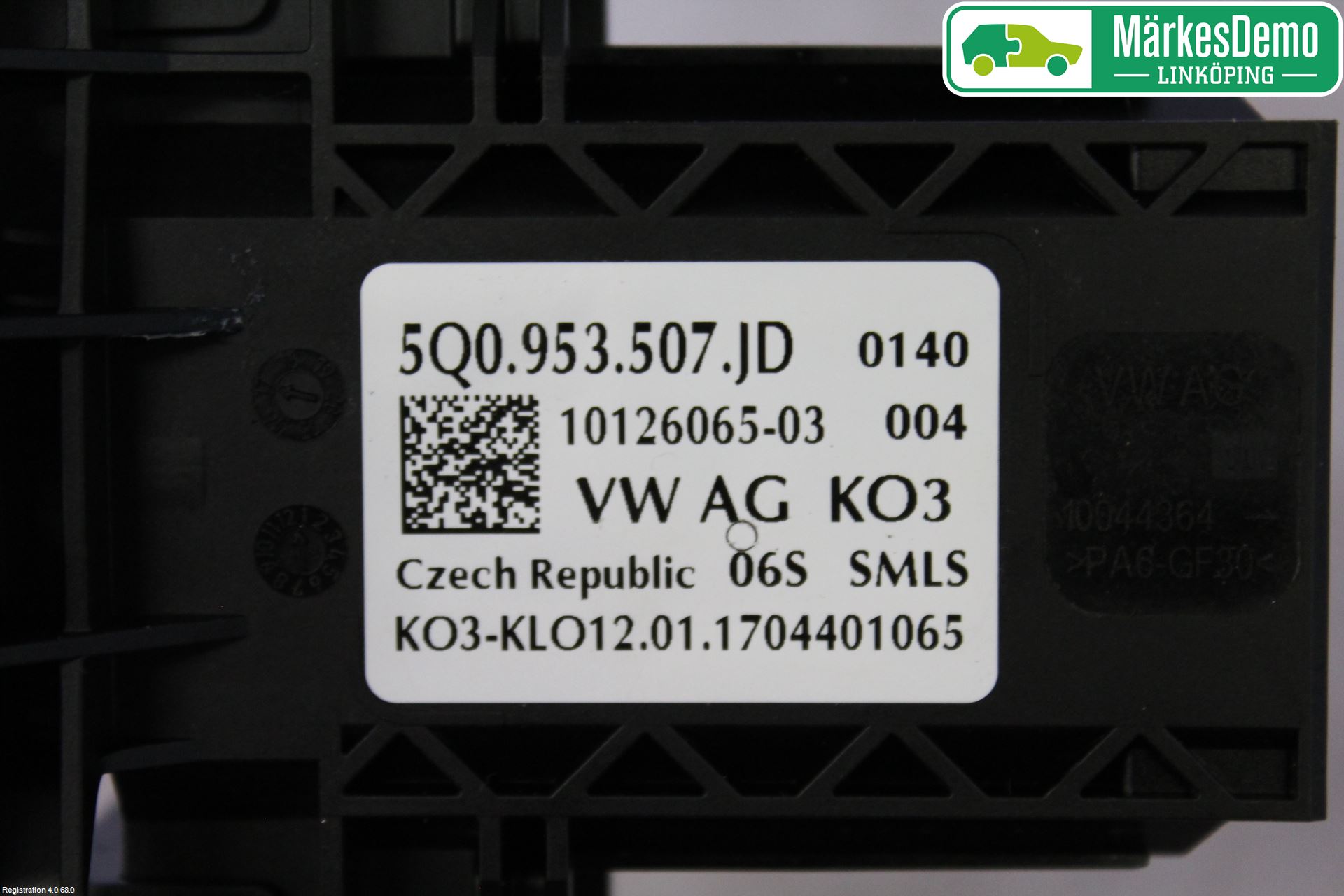 Volkswagen VW GOLF / E-GOLF VII 13-20 Spakcentral