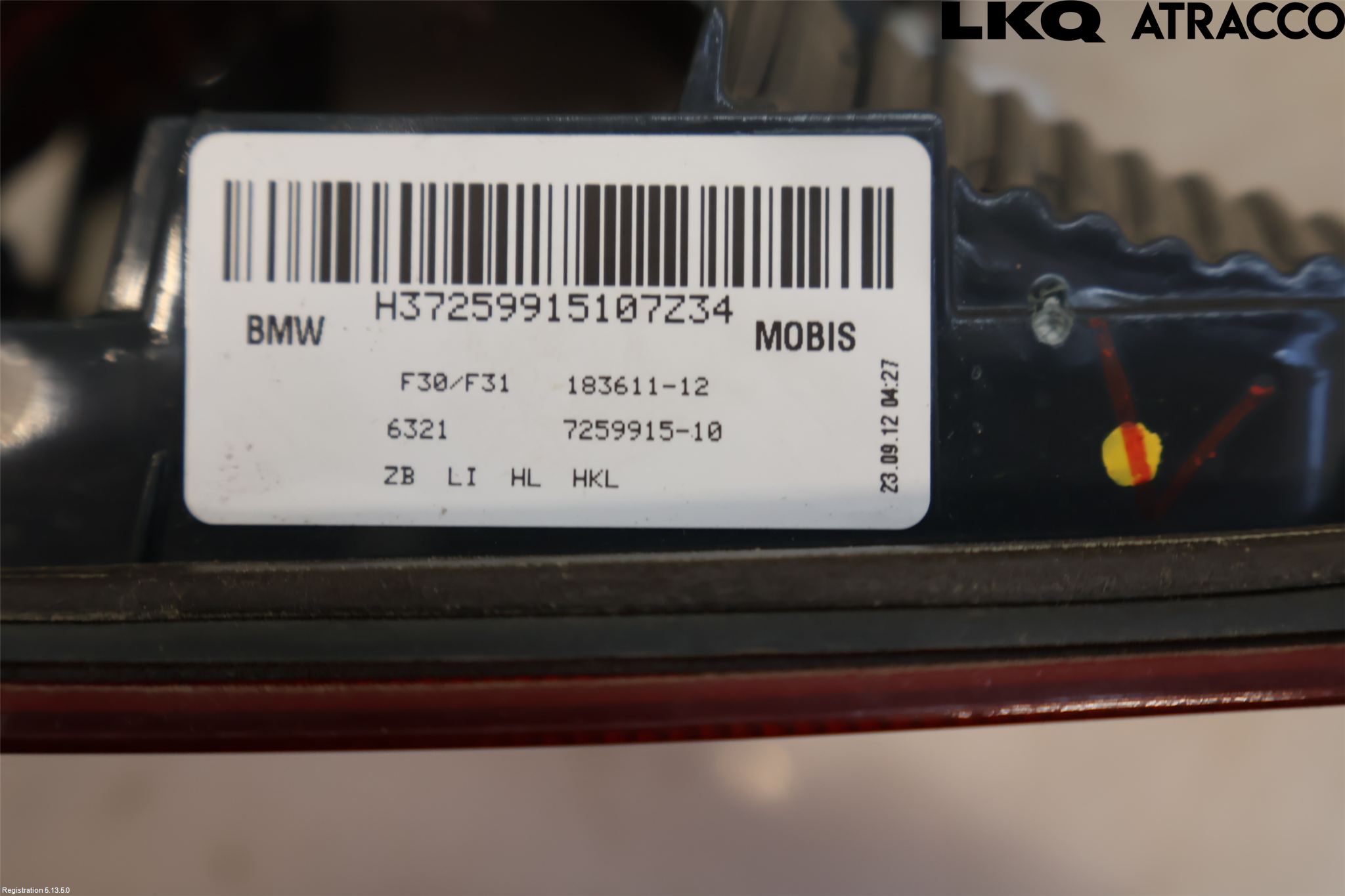 BMW 3 F30/F31/F80 12-19 Bakljus Lucka Vä