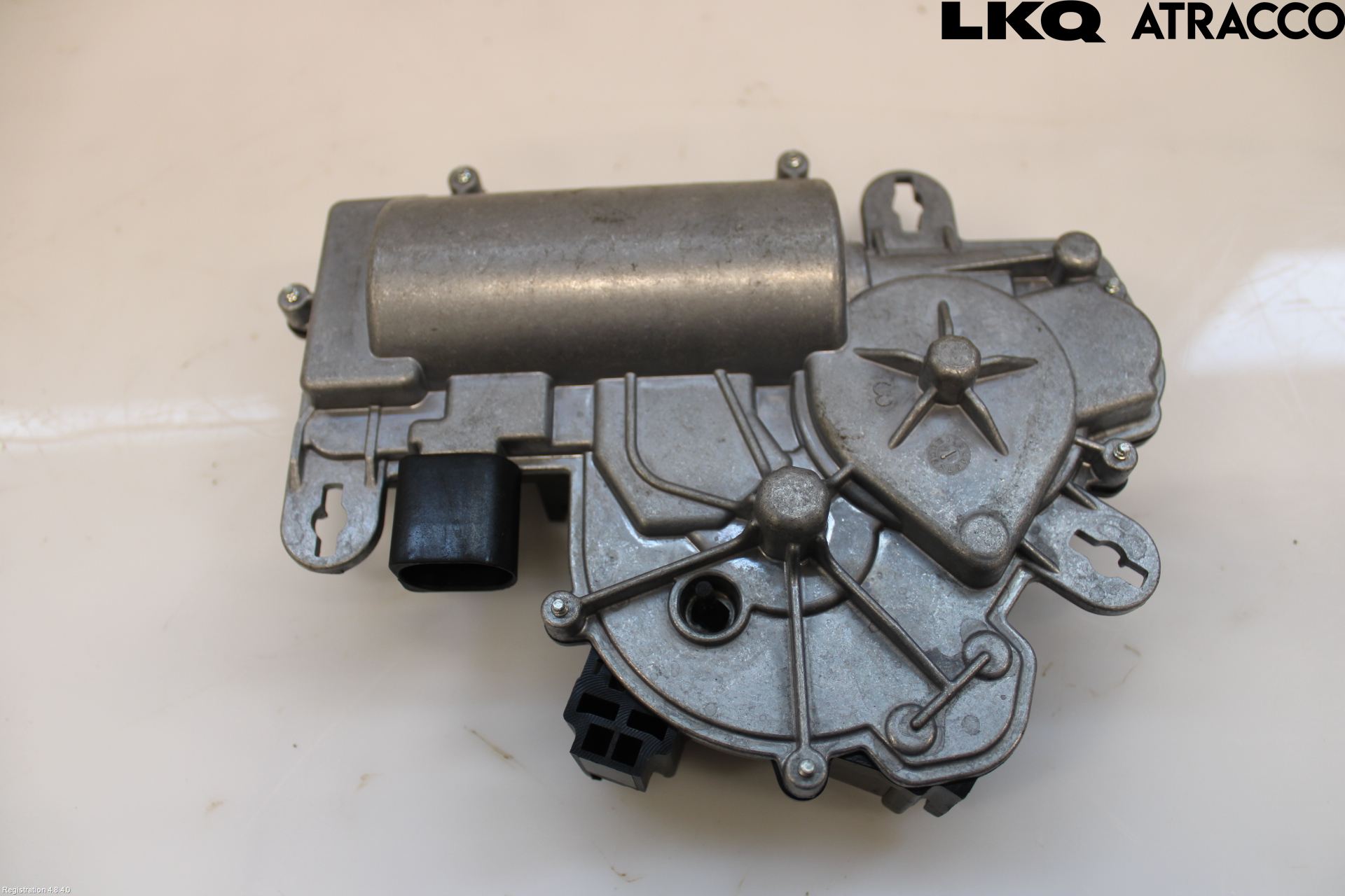 Volkswagen VW PASSAT 15-19 Bakluckeöppnare Automatisk