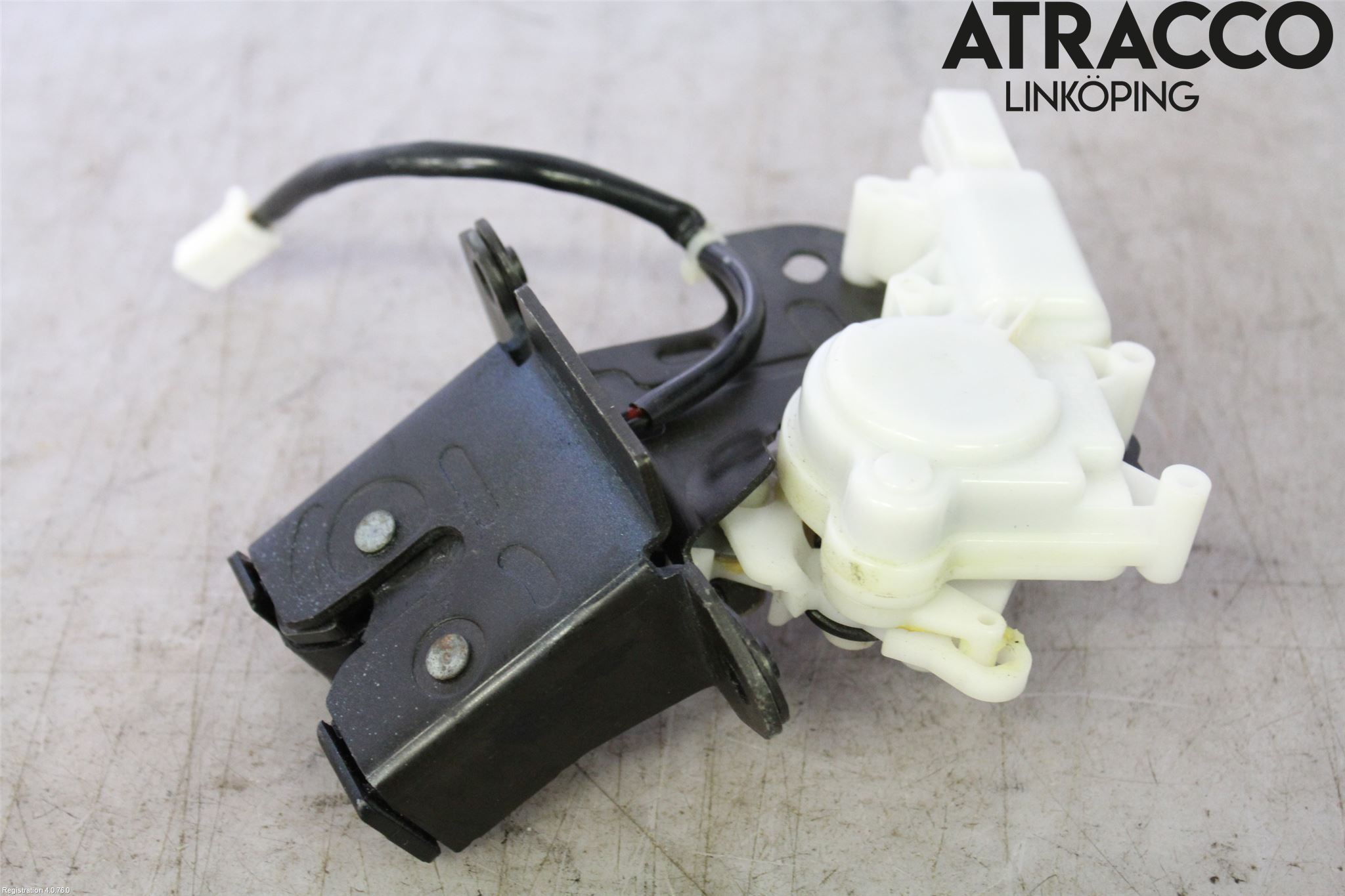 Mazda 3 I 03-06 Låskista Baklucka