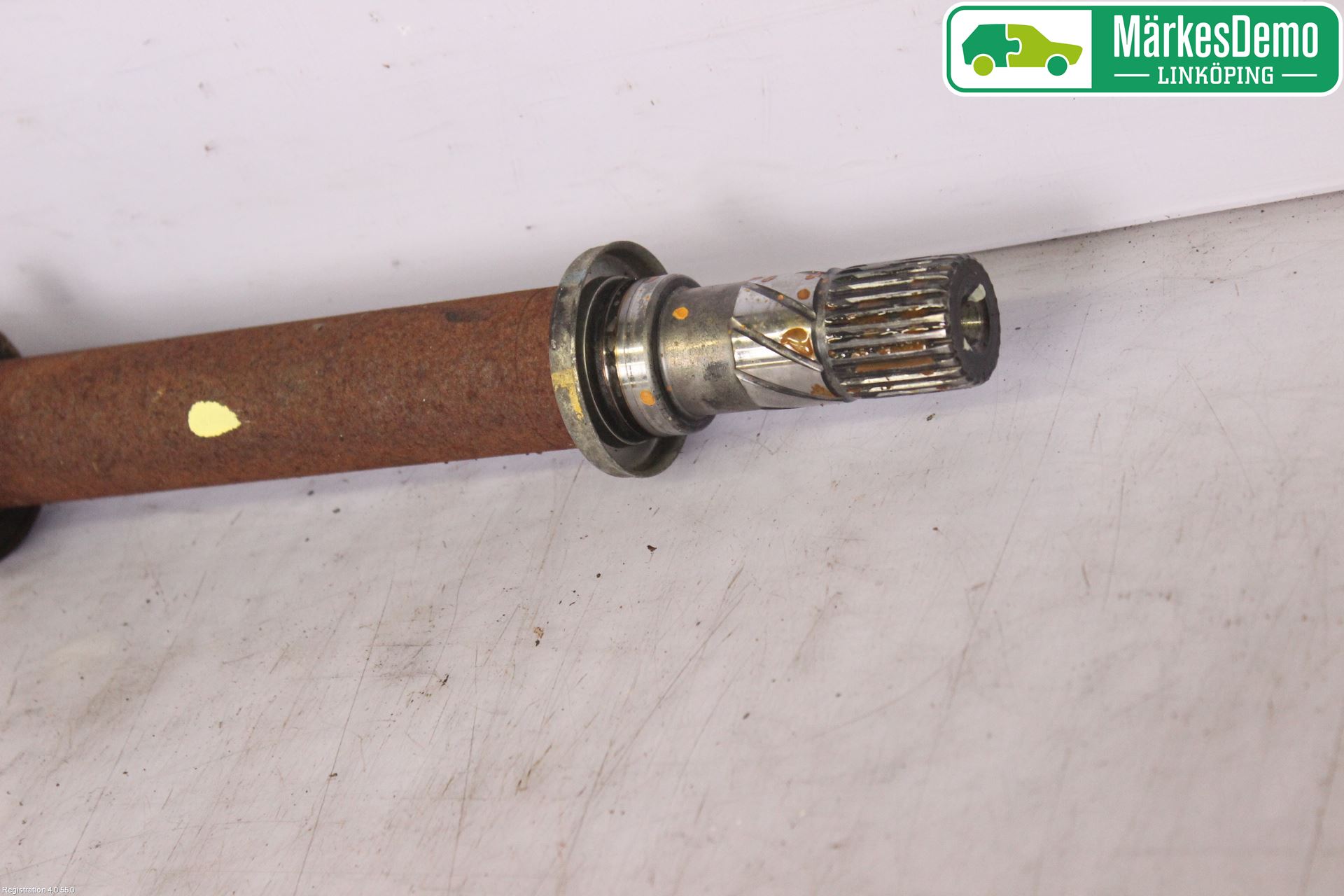 Renault CLIO III  06-09 Drivaxel Fram Höger