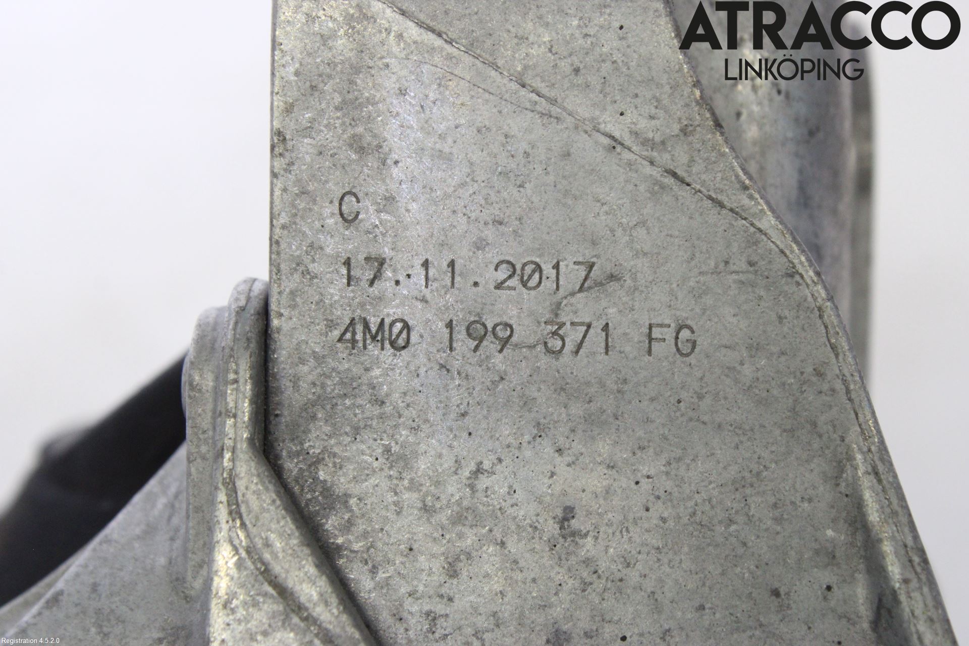 Audi A4/S4 B9 16-19 Motorkudde