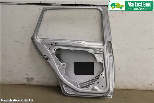 Volkswagen VW GOLF V 04-09 Dörr Bak Vänster