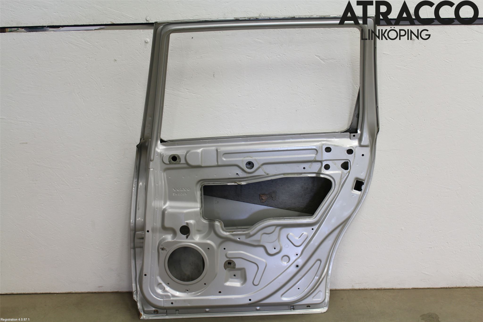 Volvo V70 05-08 Dörr Bak Höger