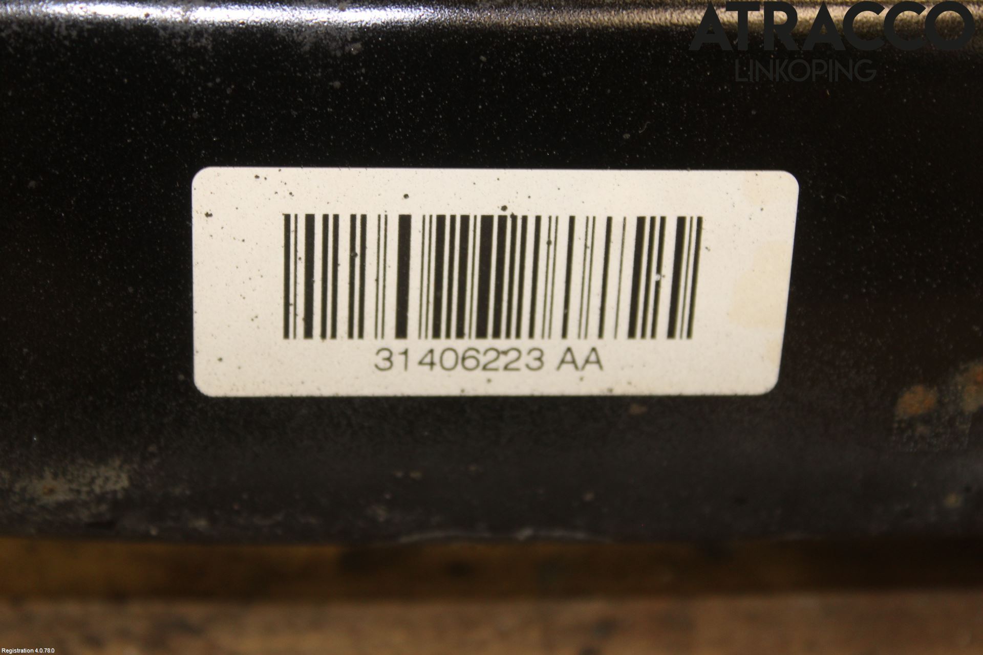 Volvo V40 12-19 Bakaxelbalk