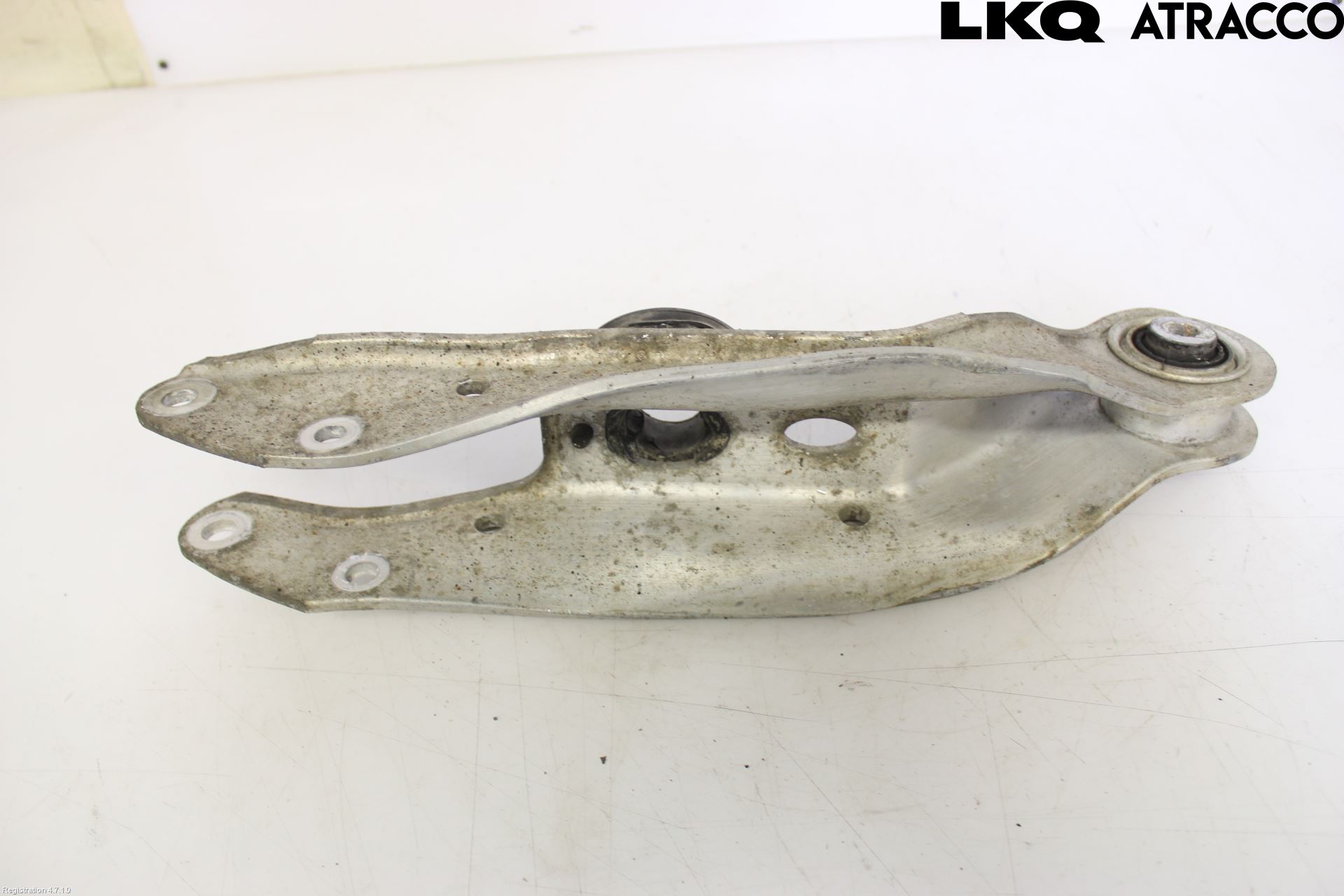 Audi Q7/SQ7 Bärarm Bak Vänster