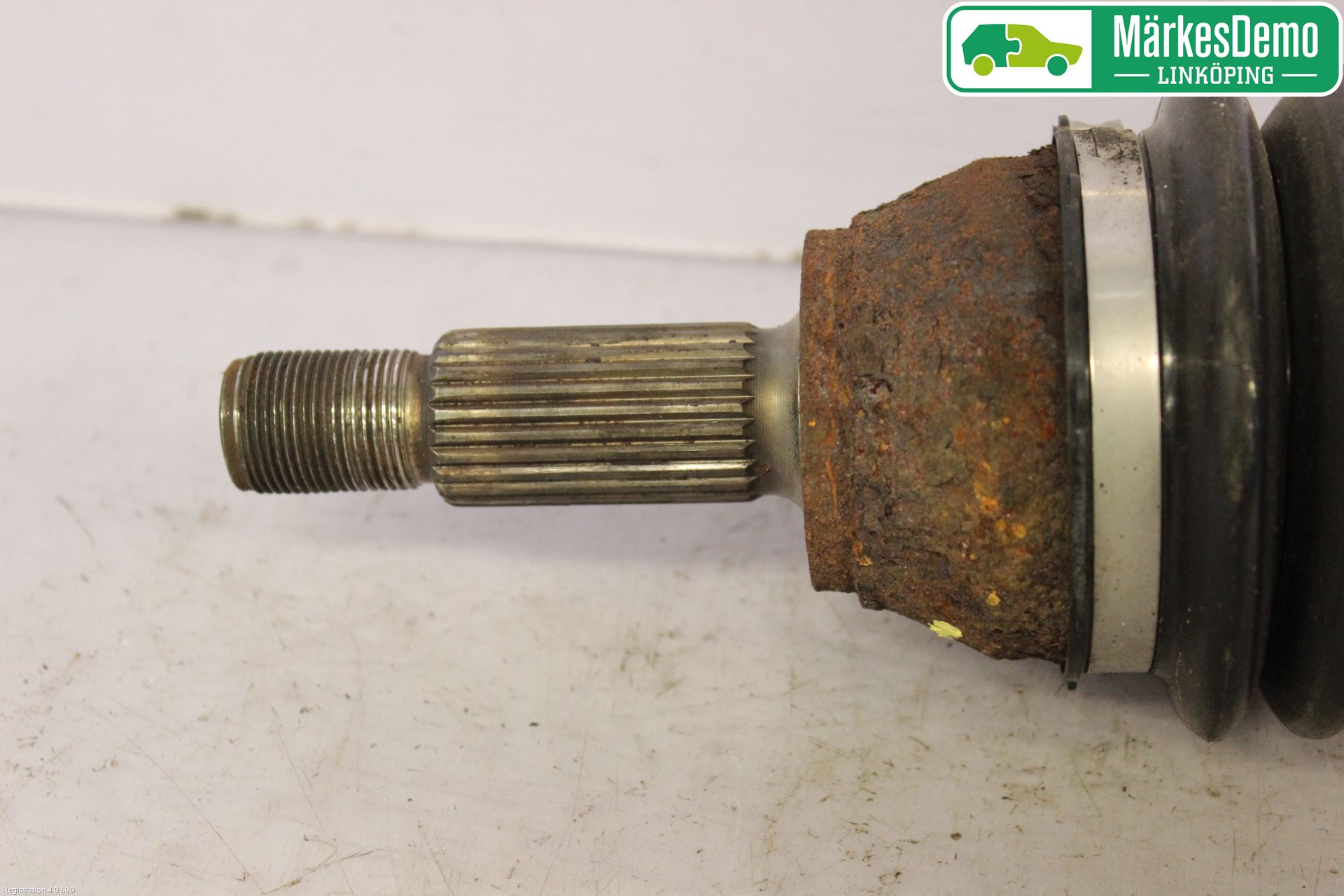 Ford FIESTA     02-05 Drivaxel Fram Vänster