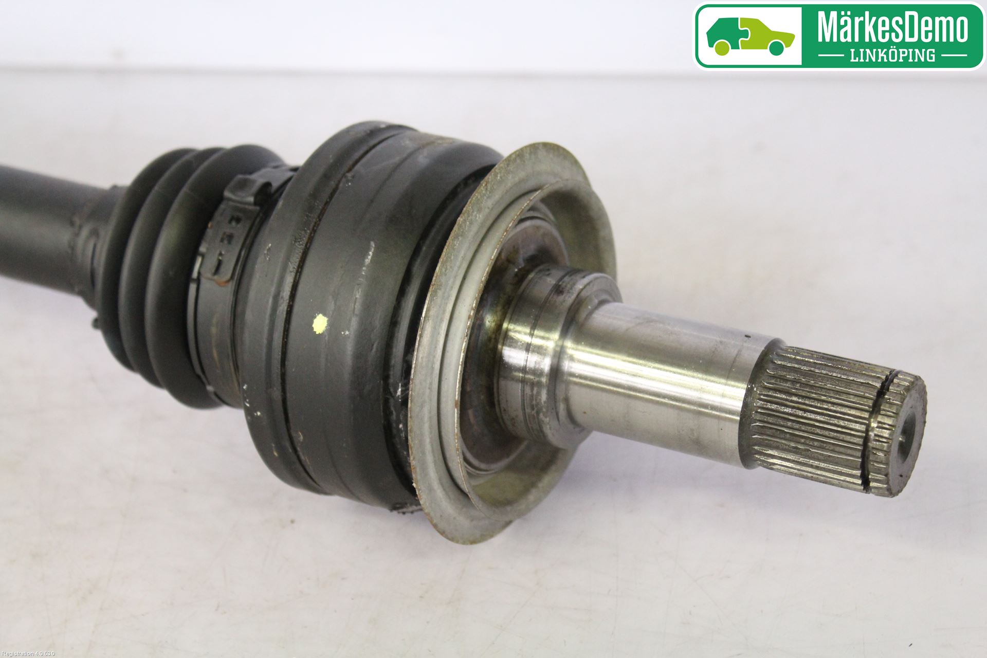 Mercedes-Benz MB E-KLASS (W213) 16-23 Drivaxel Bak Höger