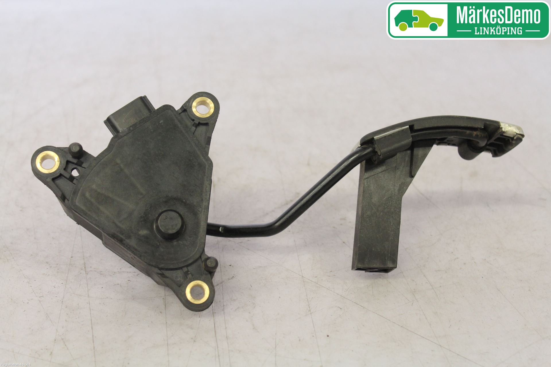 Nissan QASHQAI+2  08-10 Gaspedal