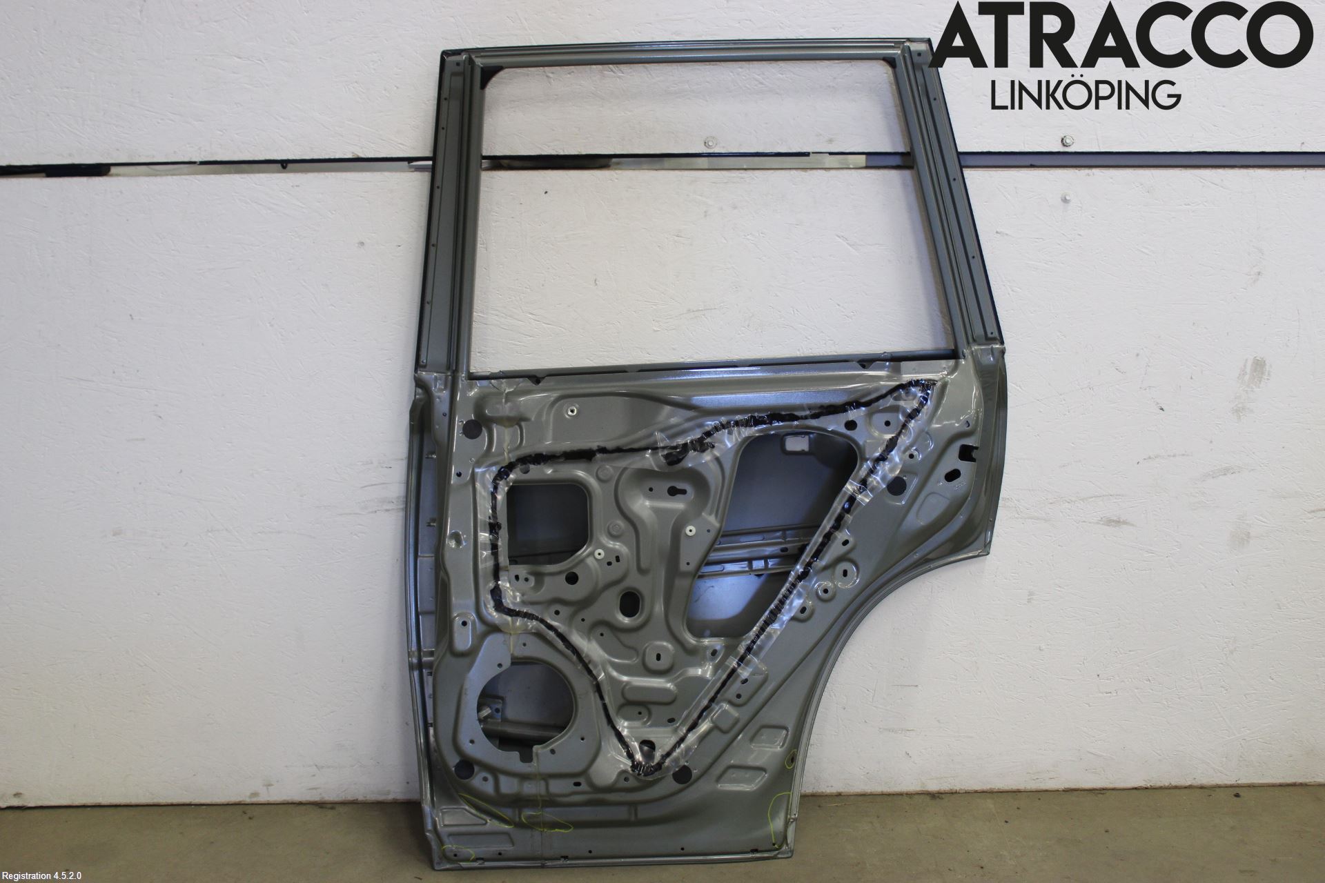 Nissan X-TRAIL 08-14 Dörr Bak Höger