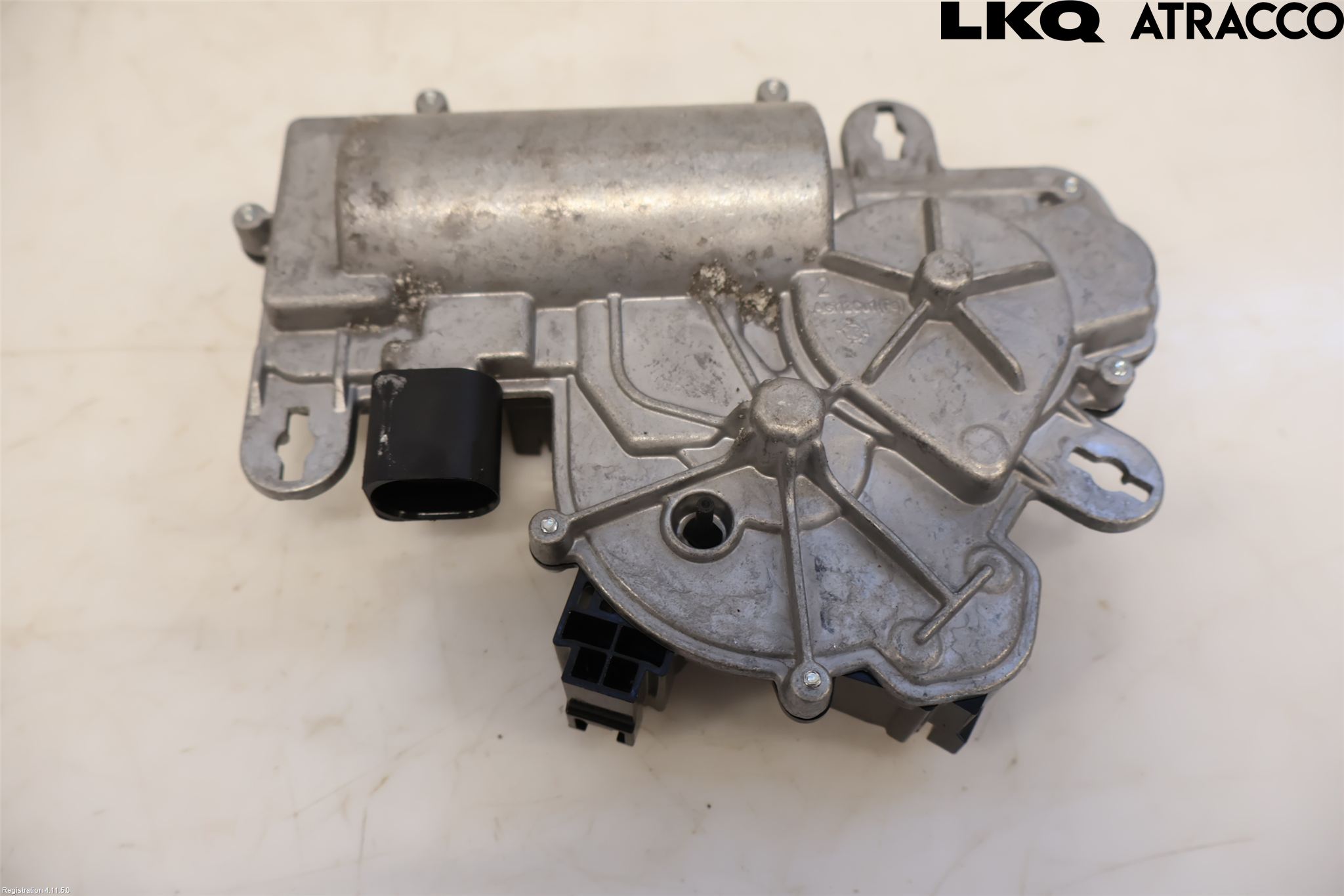 Audi A6 F2/C8 19- Bakluckeöppnare Automatisk