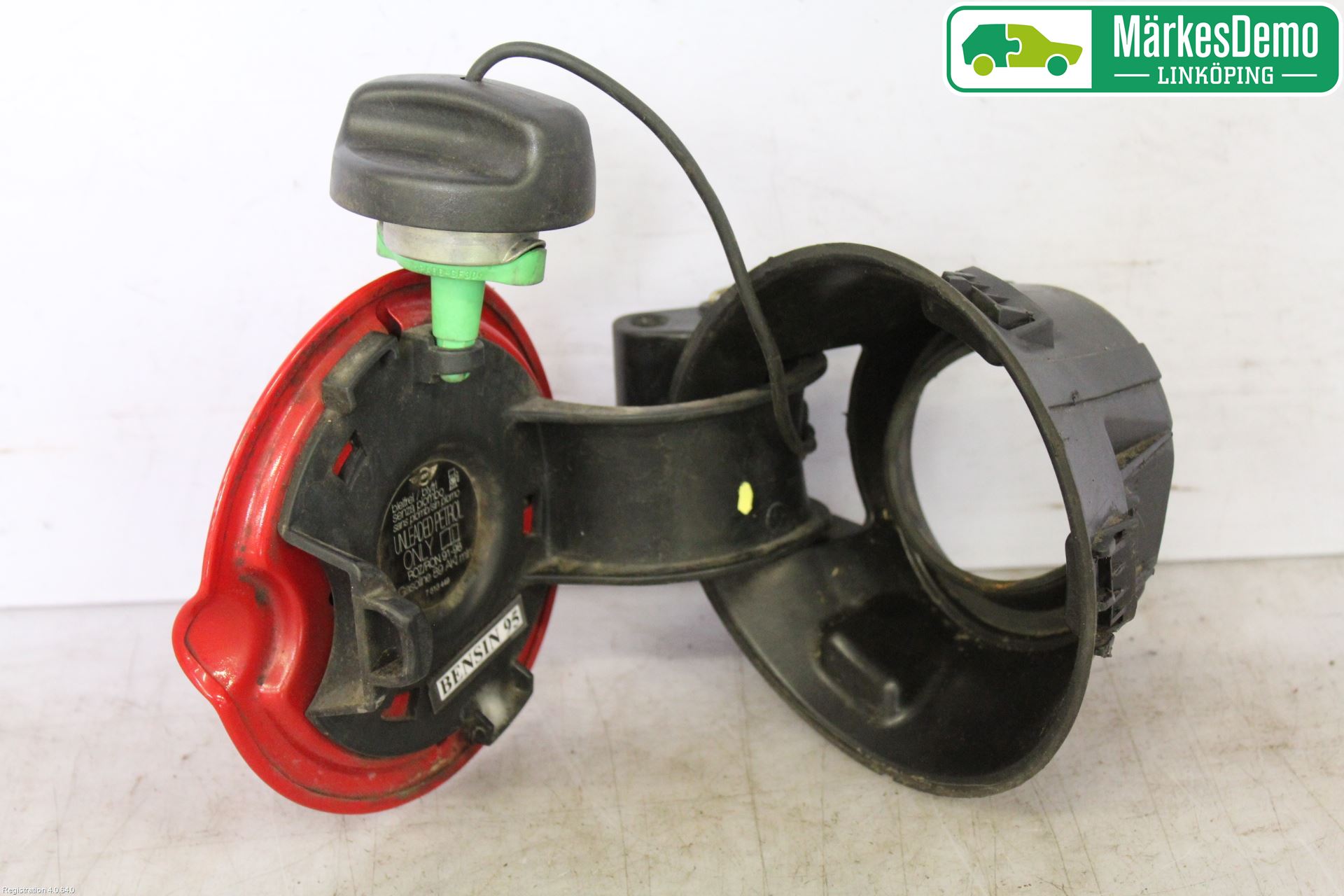 Mini COUPE R50/53 01-06 Tanklucka