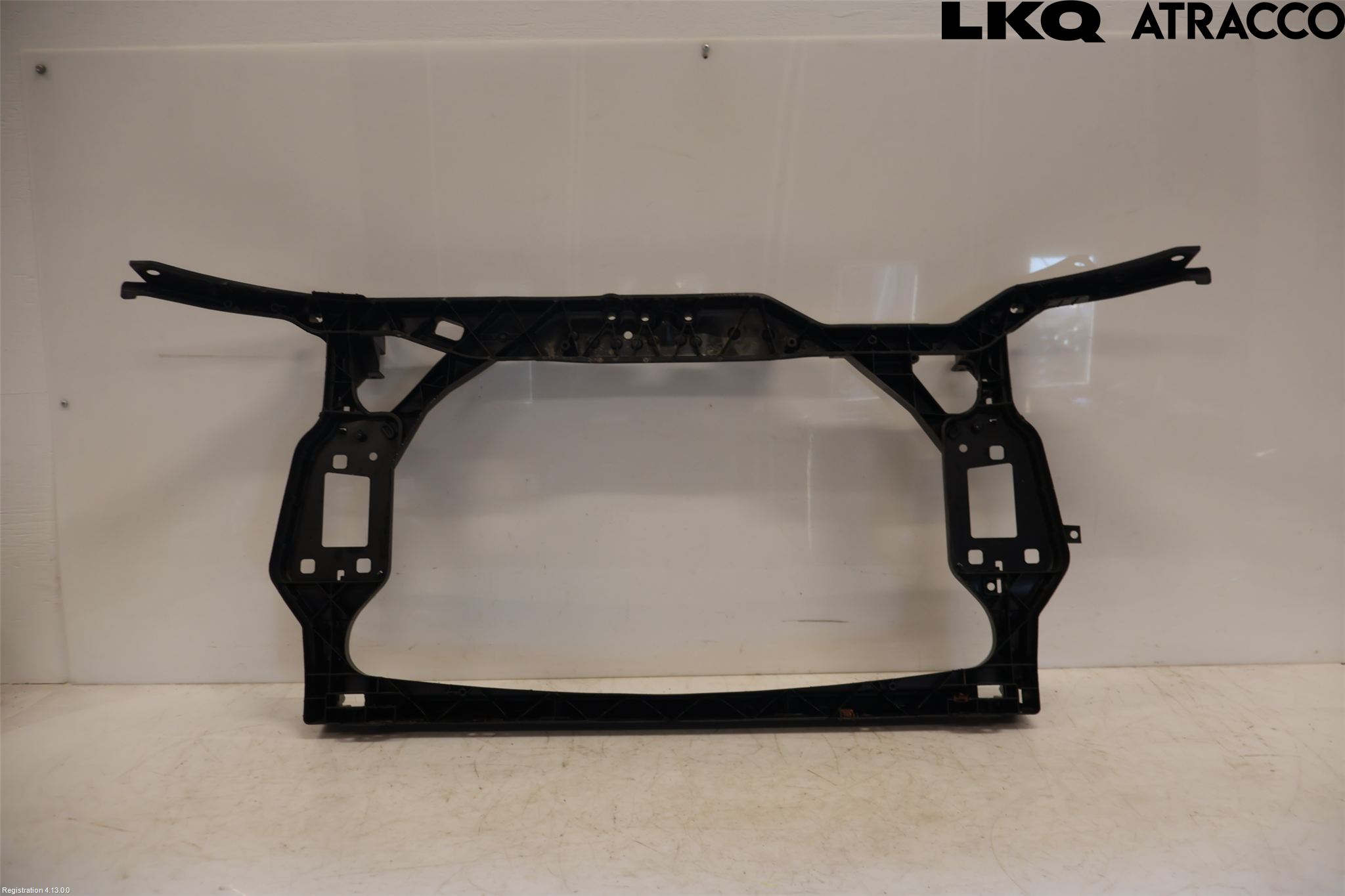 Audi A4/S4 08-11 Frontplåt
