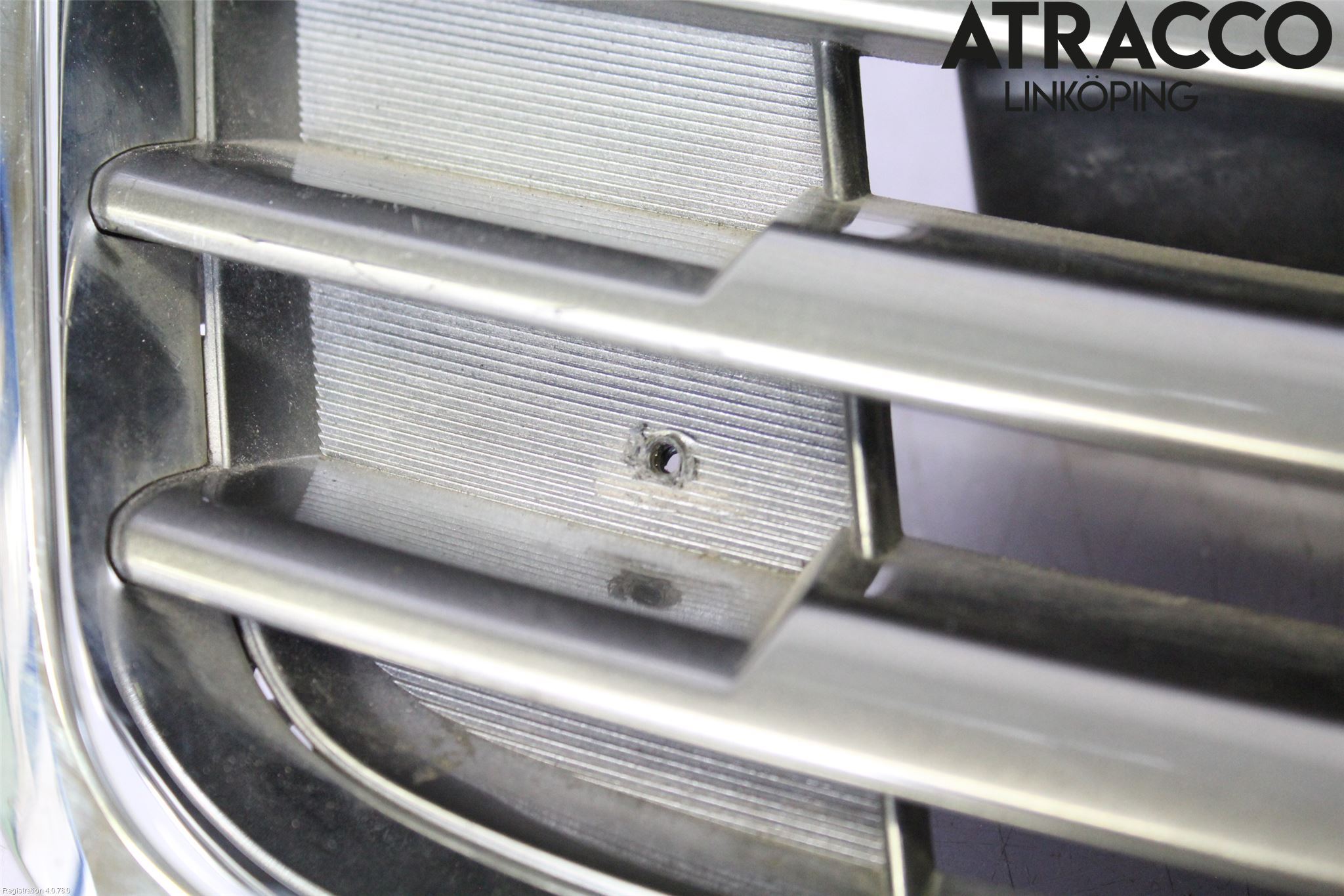 Subaru FORESTER SH  08-13 Grill Komp