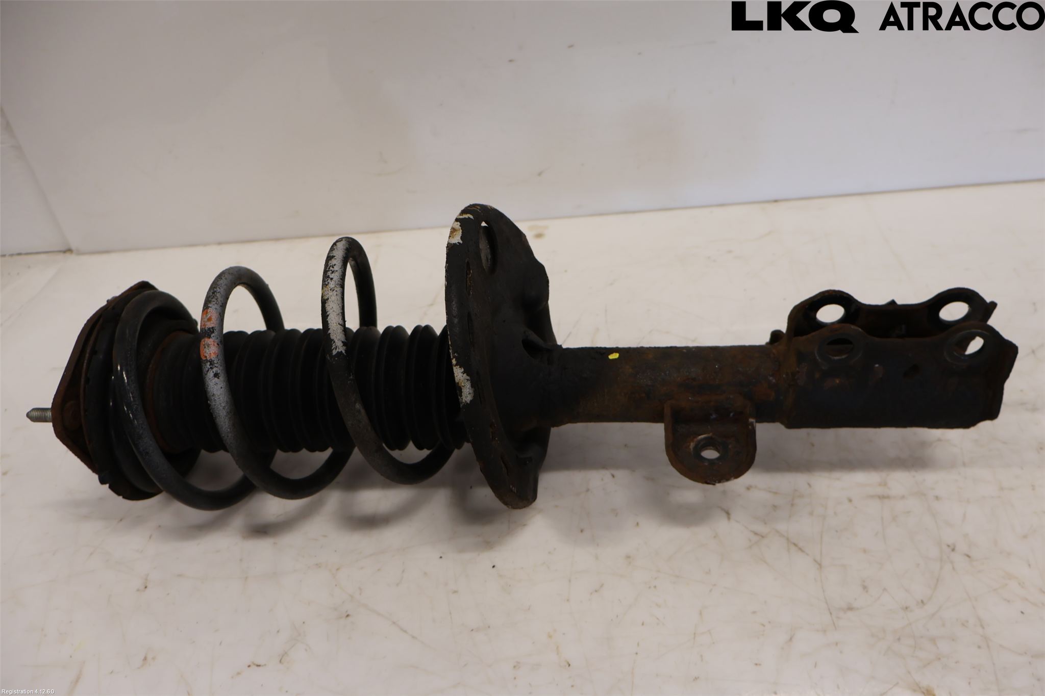 Toyota RAV4 13-18 Fjäderben Fram Vänster