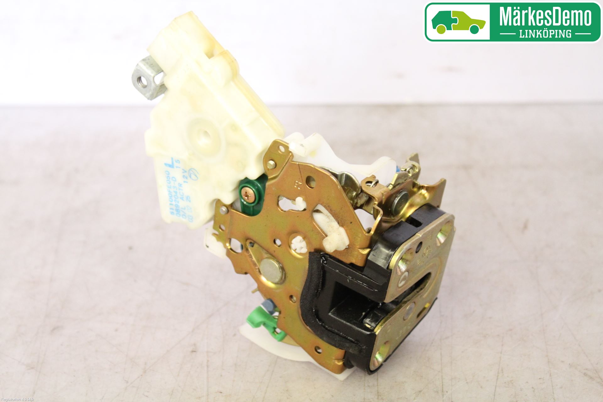 Subaru IMPREZA II  03-05 Låskista-Dörrlås