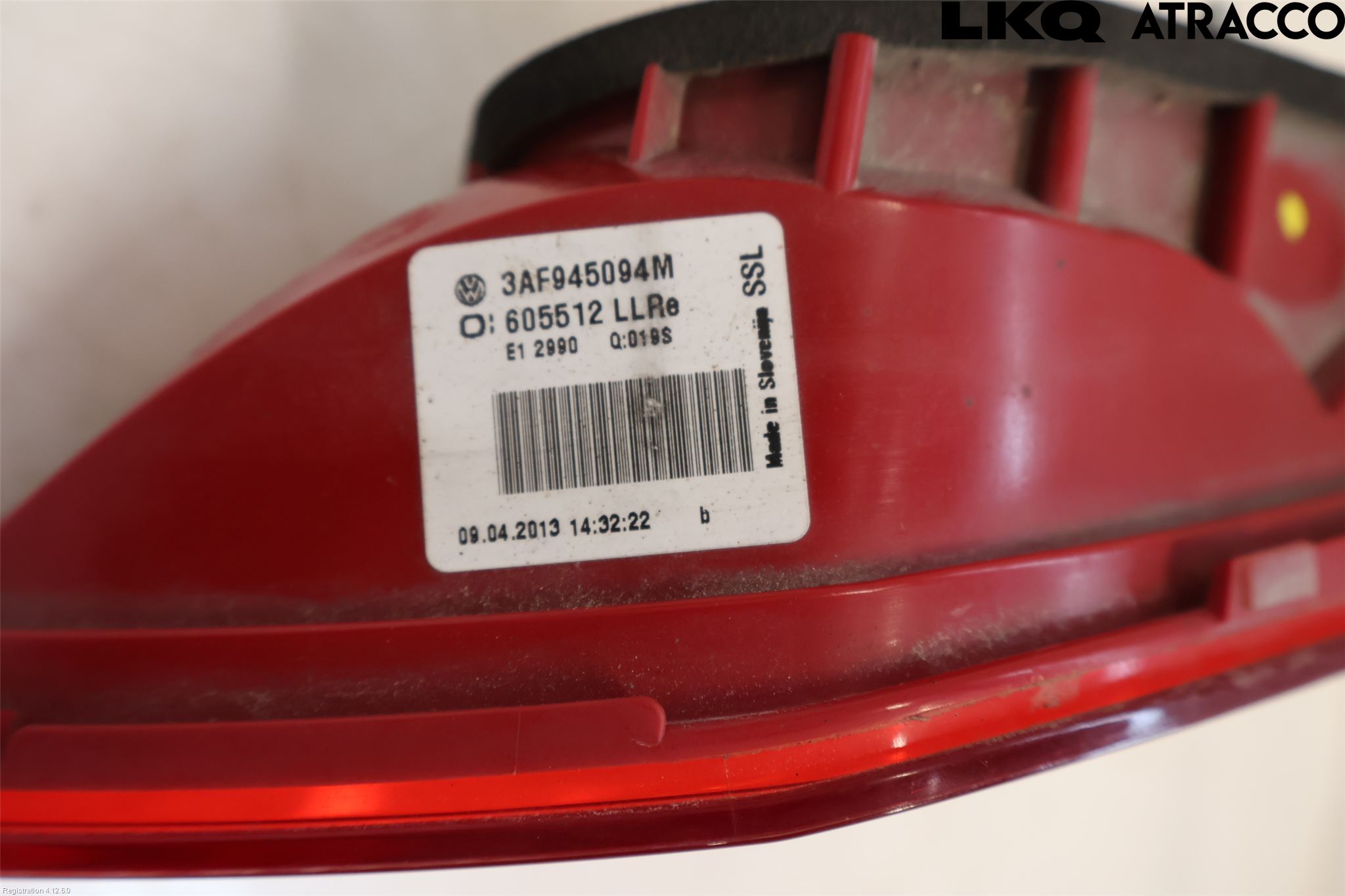 Volkswagen VW PASSAT 11-14 Bakljus Lucka Hö