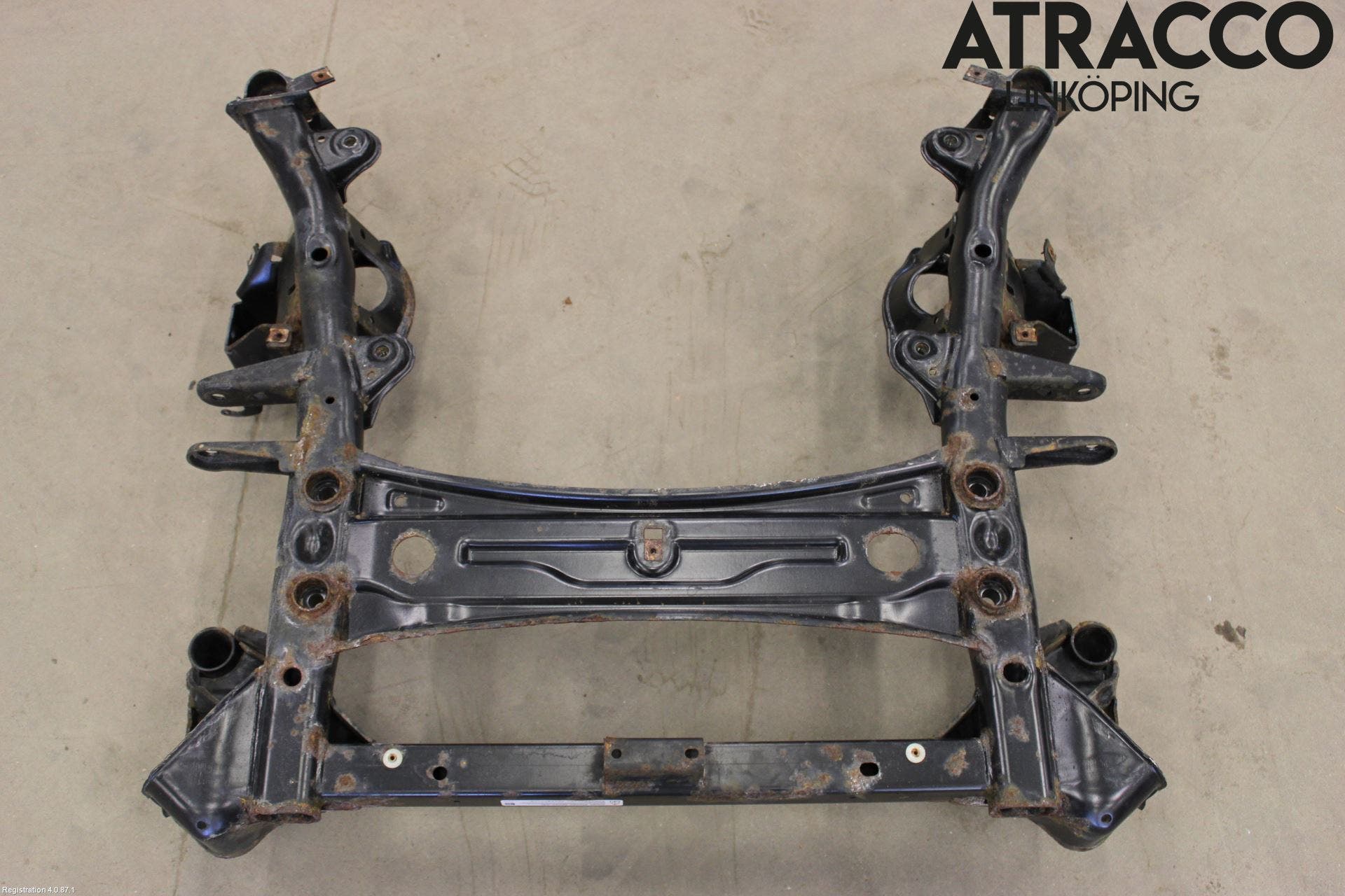 BMW X3 F25 10-17 Framvagnsbalk