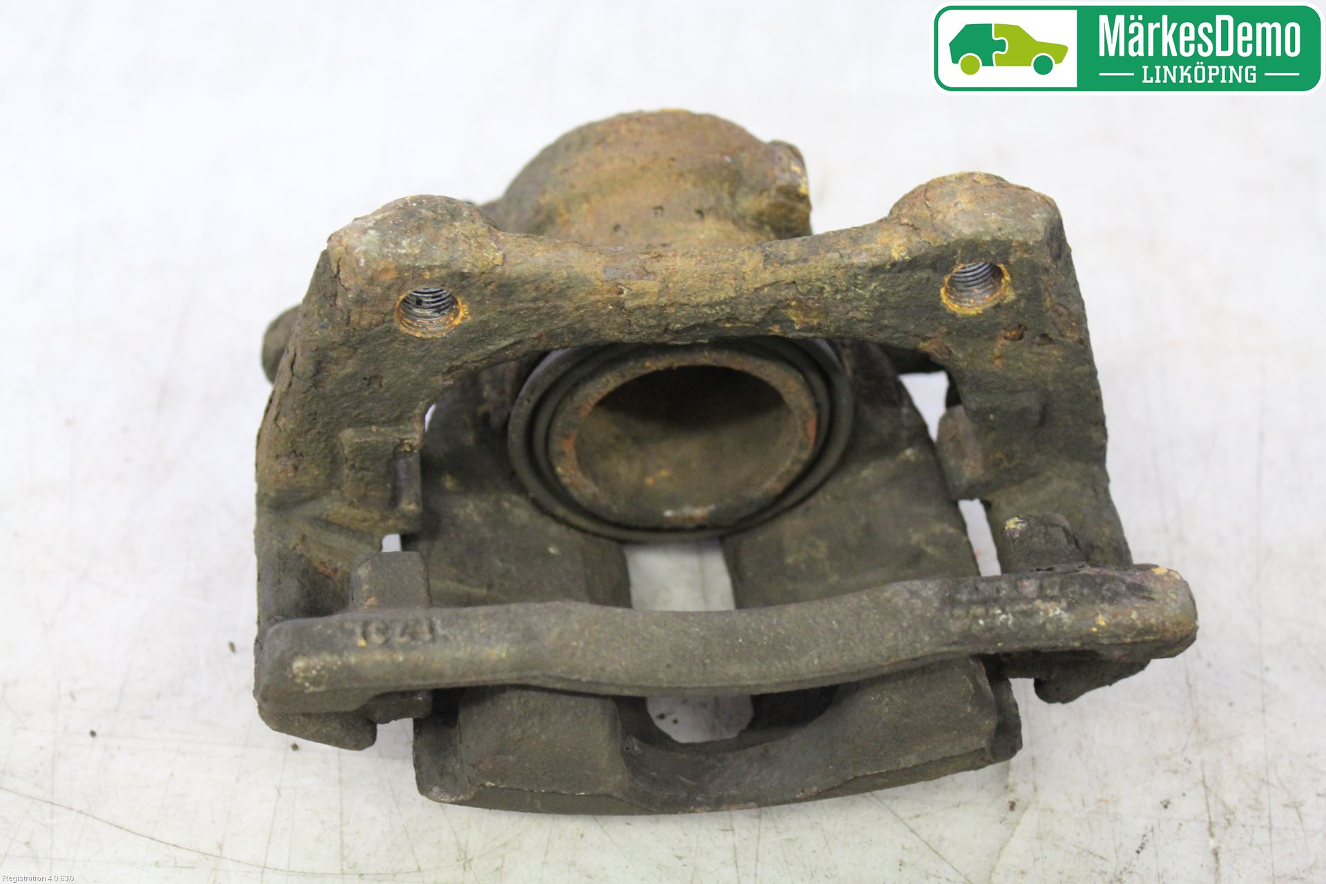 Renault CLIO III  09-12 Bromsok Fram Vänster