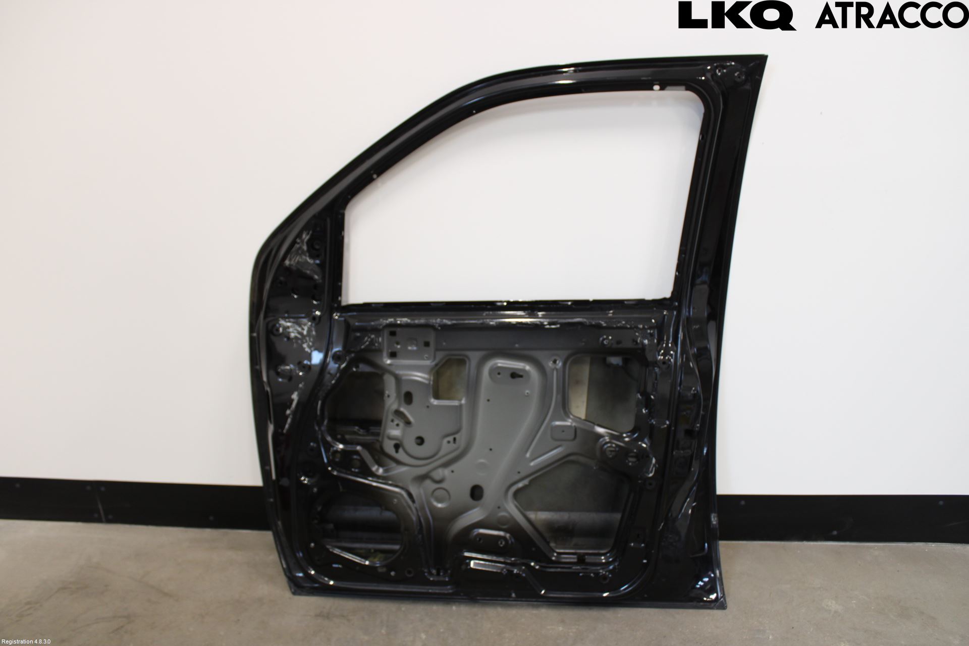 Nissan NAVARA 05-16 Dörr Fram Höger