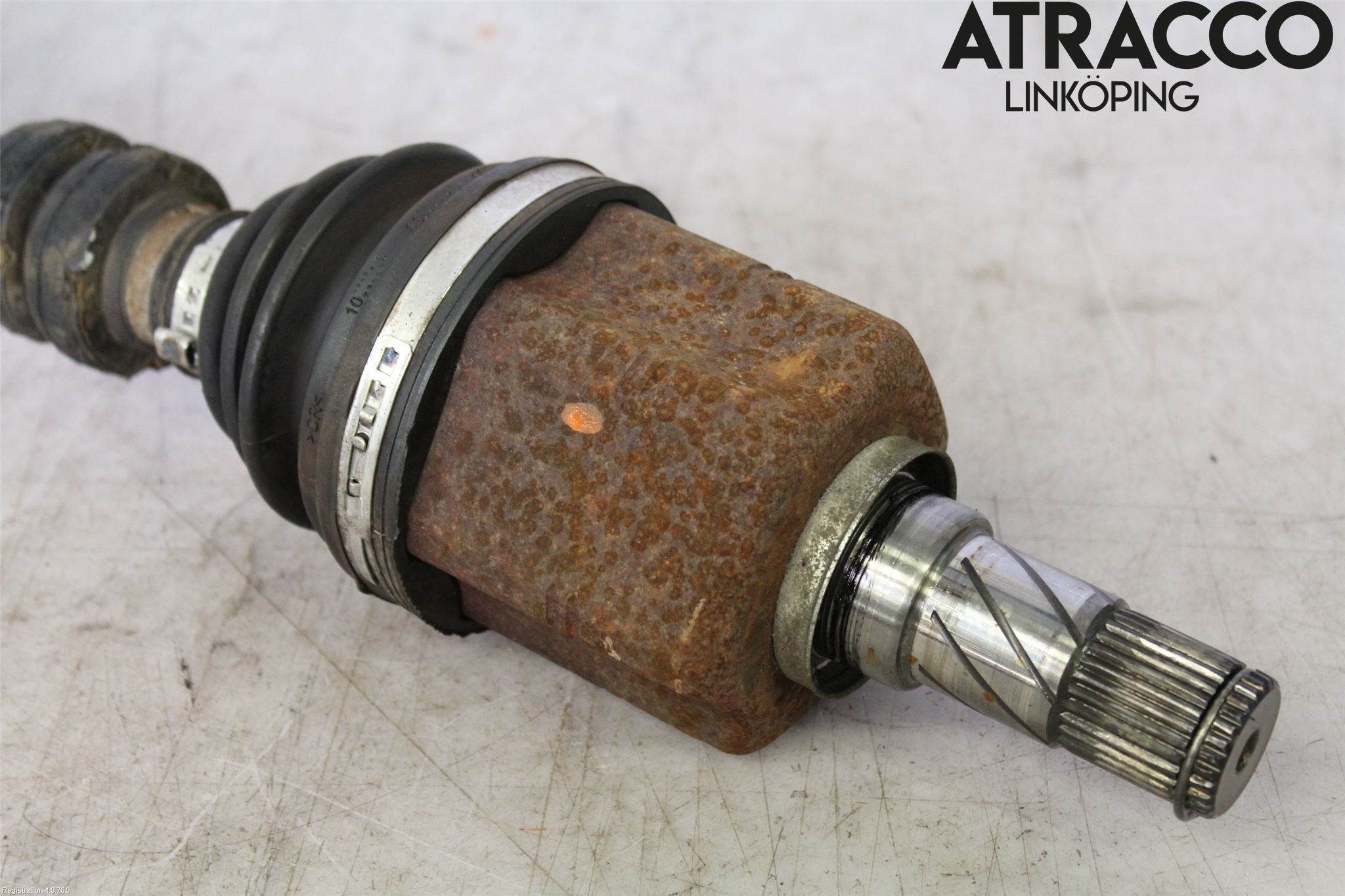 Nissan QASHQAI 10-14 Drivaxel Fram Vänster