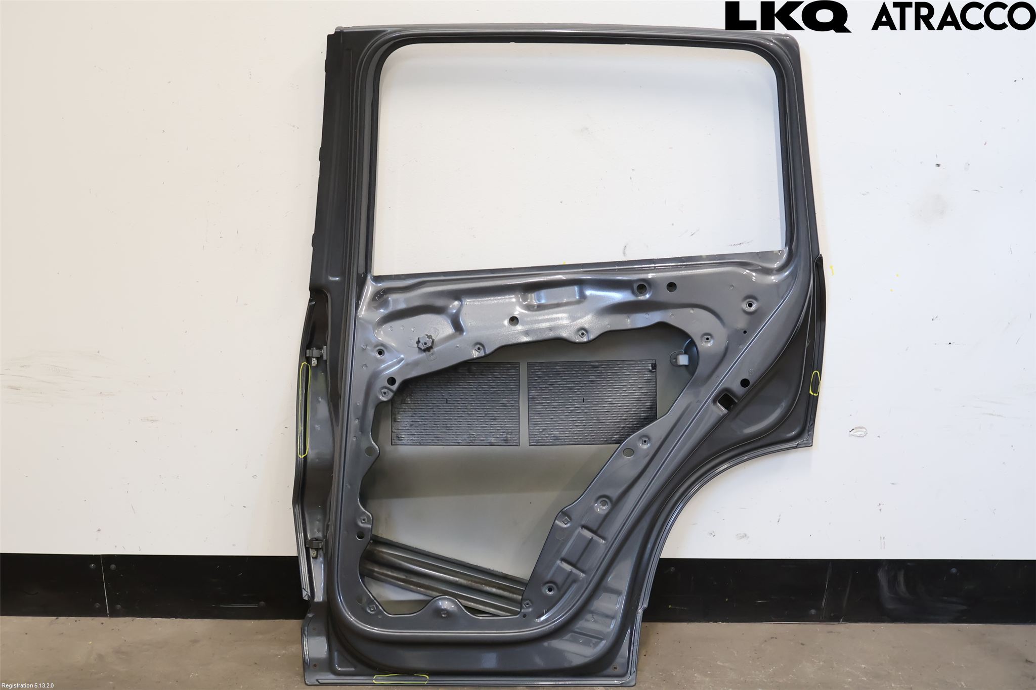 Volkswagen VW TIGUAN 07-16 Dörr Bak Höger