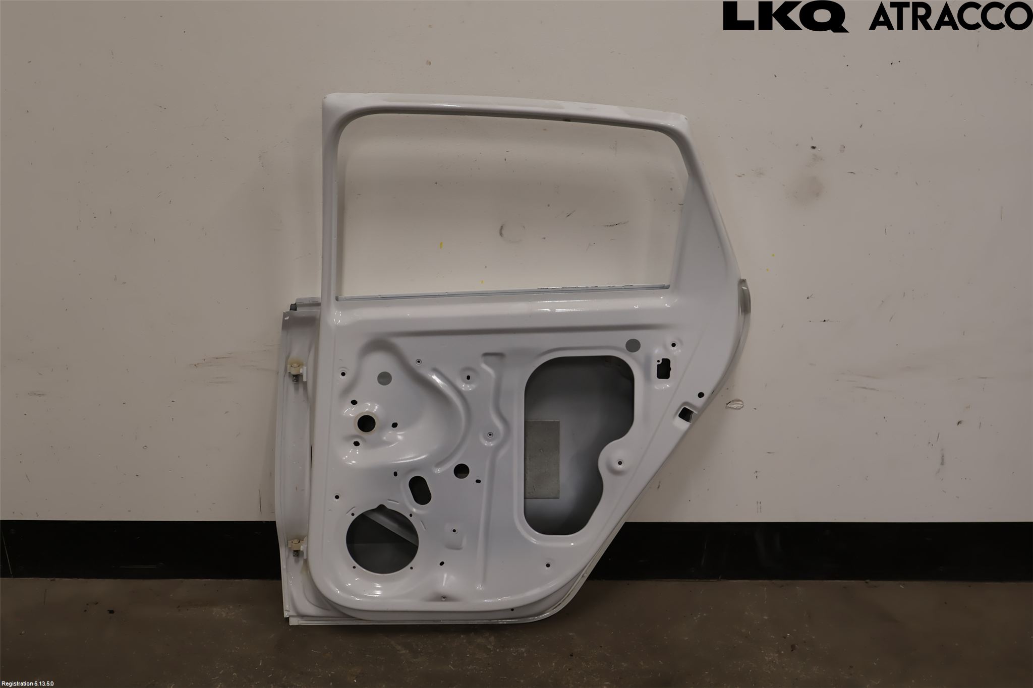 Volkswagen VW POLO 10-17 Dörr Bak Höger