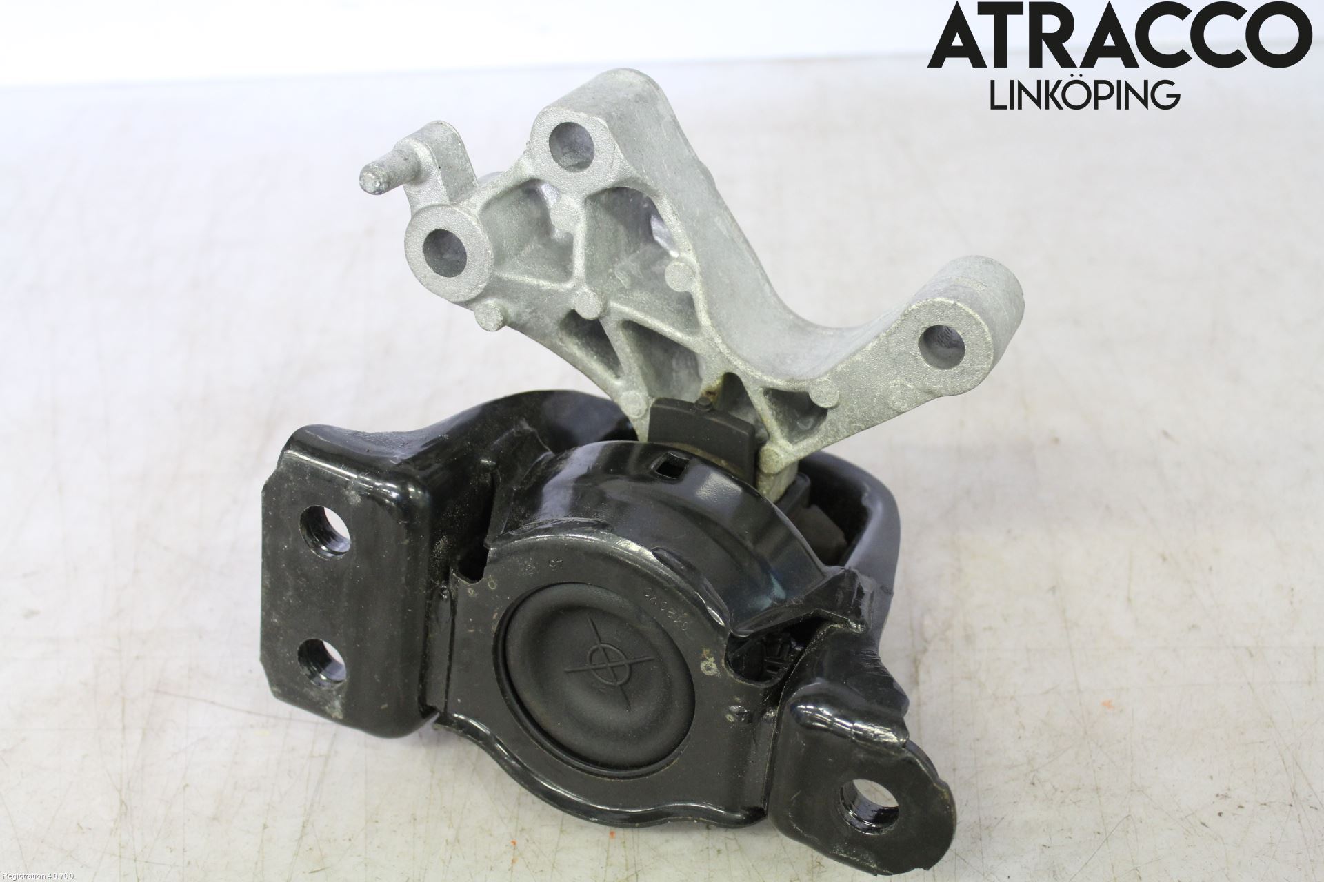 Nissan QASHQAI 14-17 Motorfäste