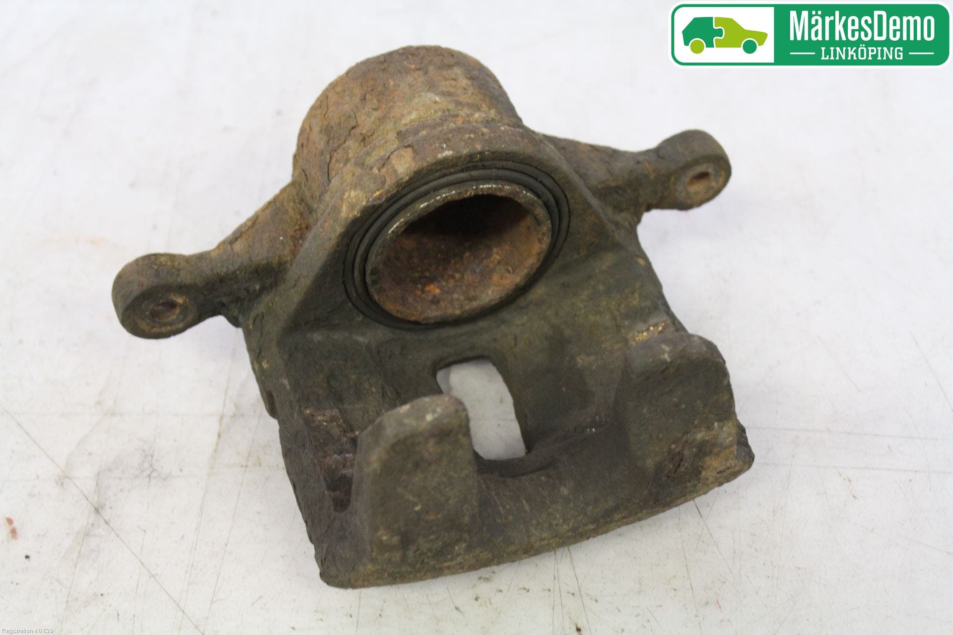 Kia CEED 06-12 Bromsok Fram Höger