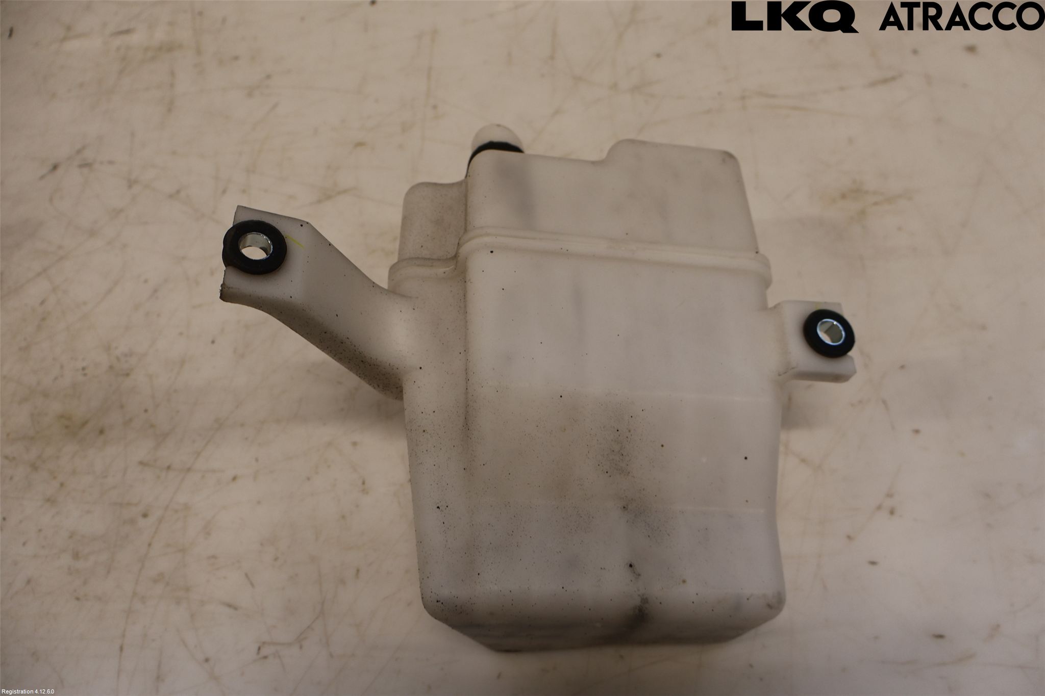 Toyota RAV4 13-18 Spolartank Vindruta-Strål