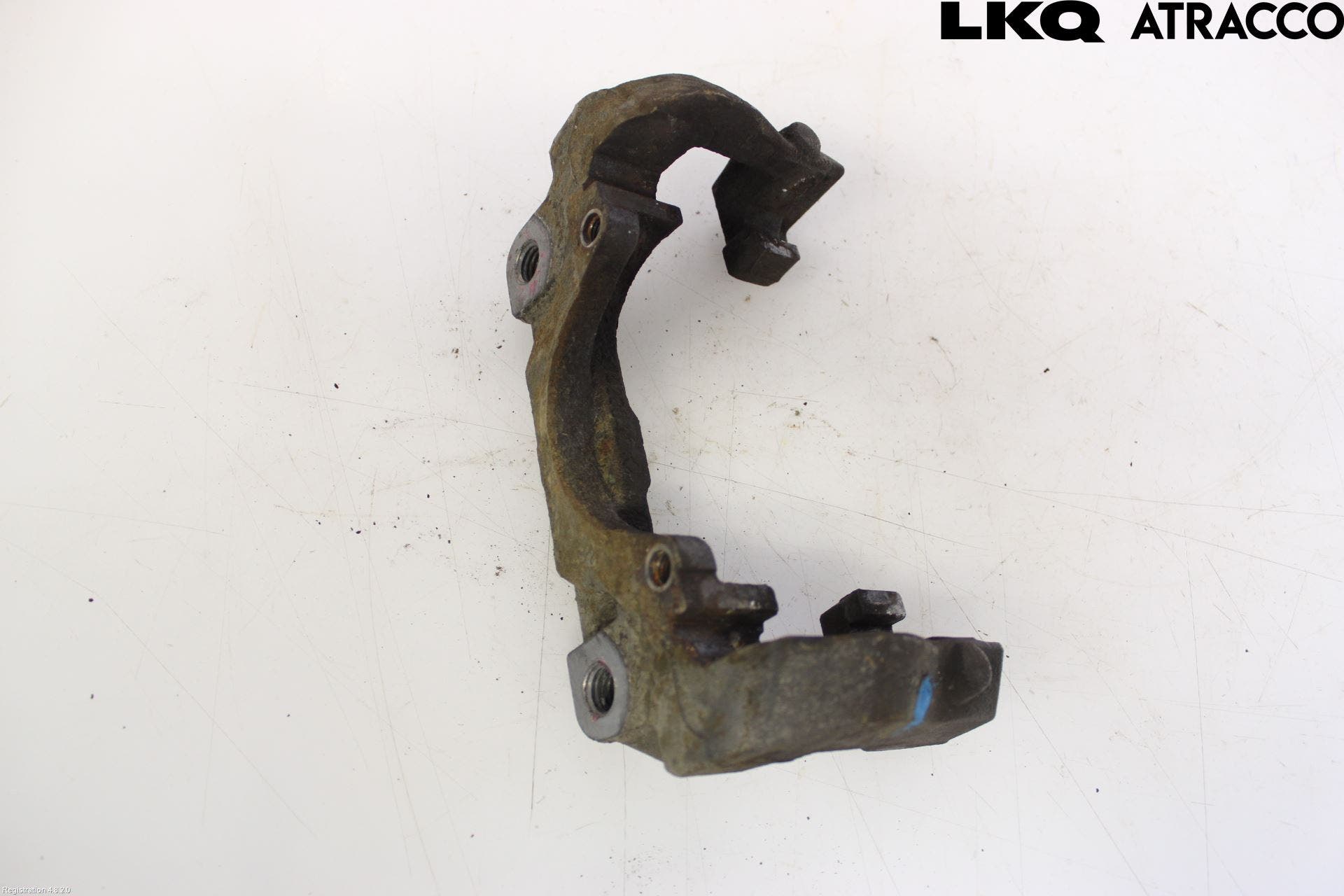 Volvo V90 17->> Bromsokshållare