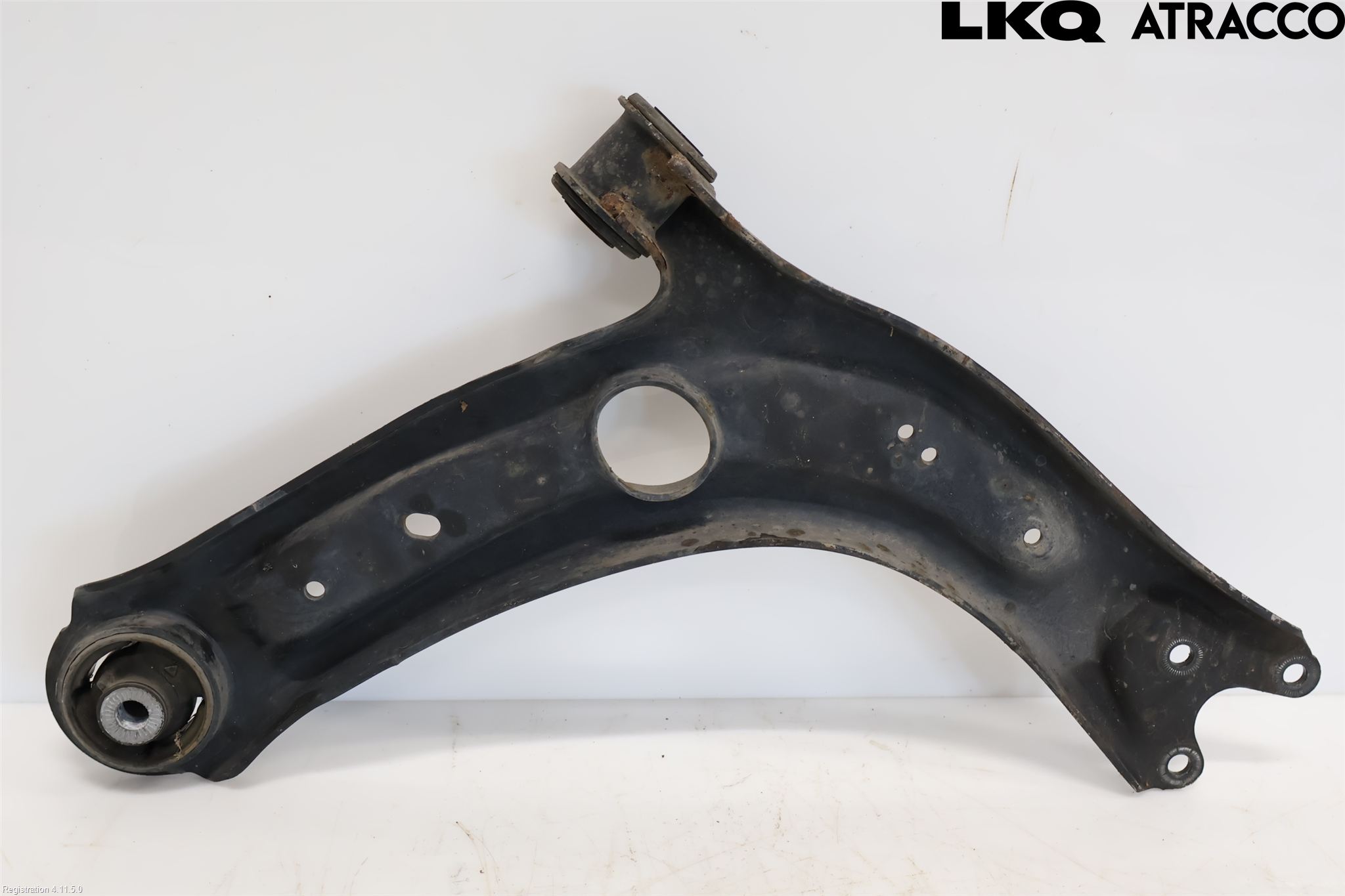Volkswagen VW PASSAT 15-19 Bärarm Fram Undre Vä