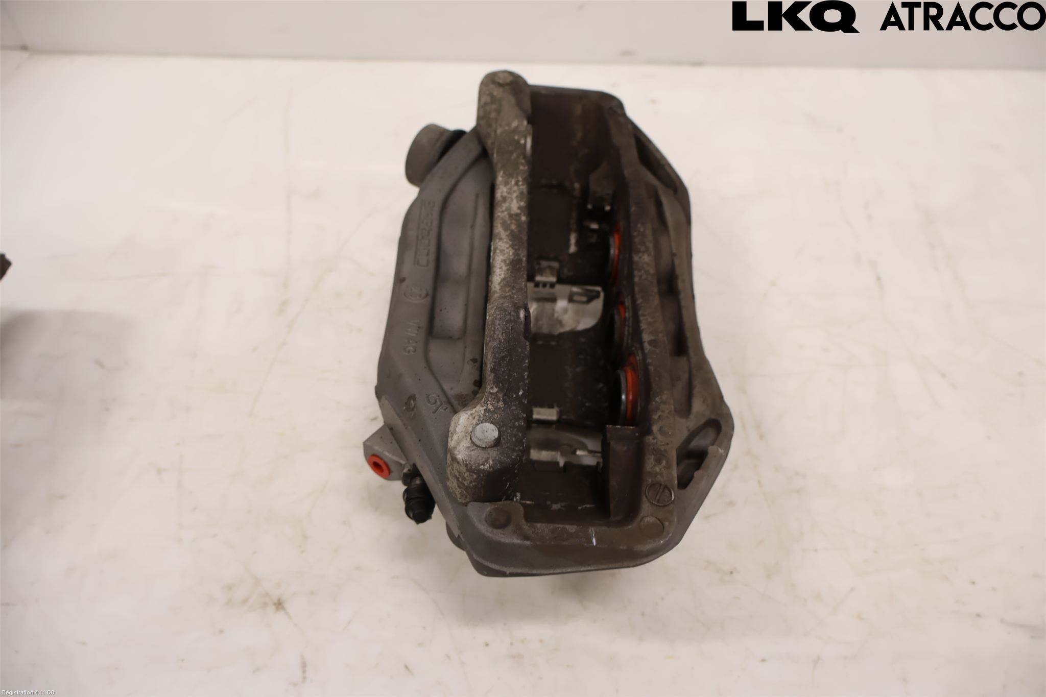 Audi A6 F2/C8 19- Bromsok Fram Höger