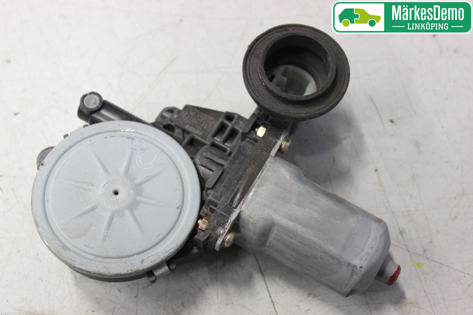 Toyota PRIUS NWH20 04-08 Fönsterhissmotor