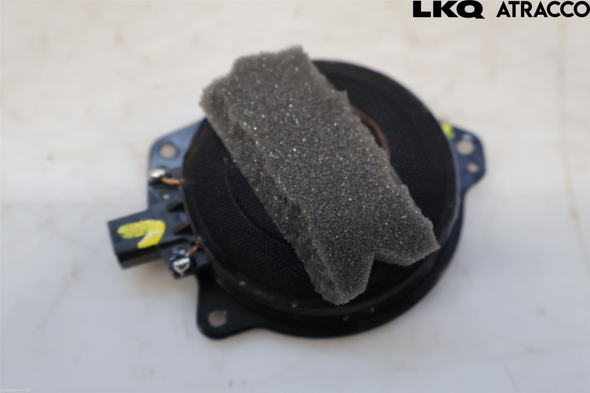 Tesla MODEL Y 21- Högtalare