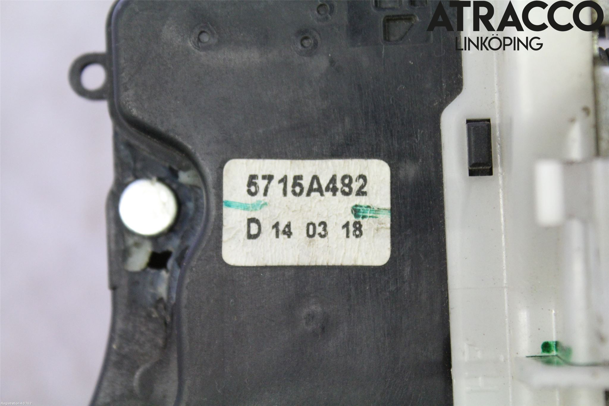 Mitsubishi L200 06-15 Låskista-Dörrlås