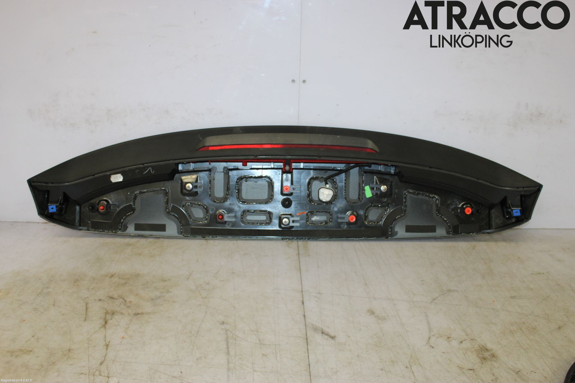 Volkswagen VW T-ROC 18- Spoiler Baklucka