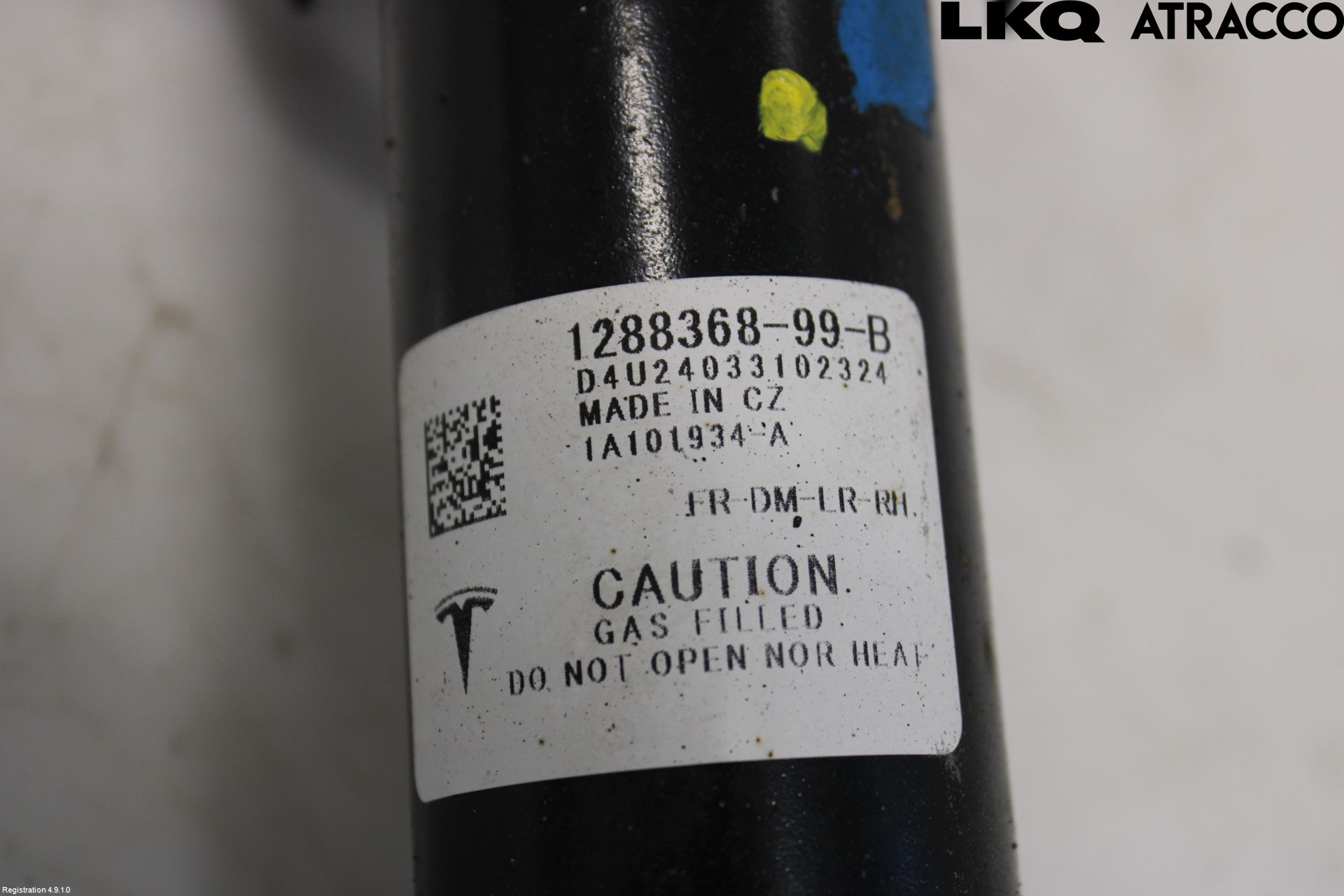 Tesla MODEL Y 21- Fjäderben Fram Höger