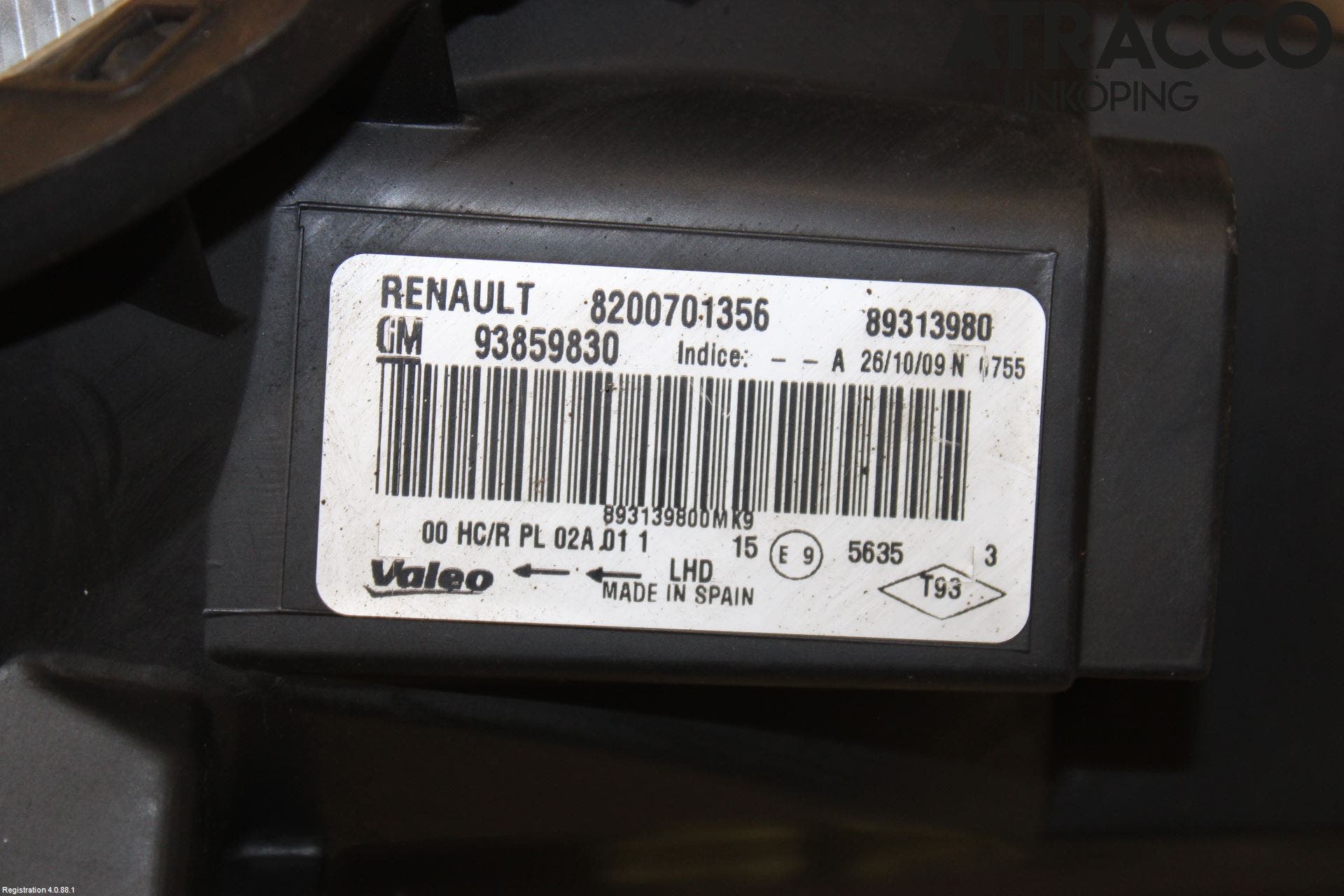 Opel VIVARO 01-14 Strålkastare Höger