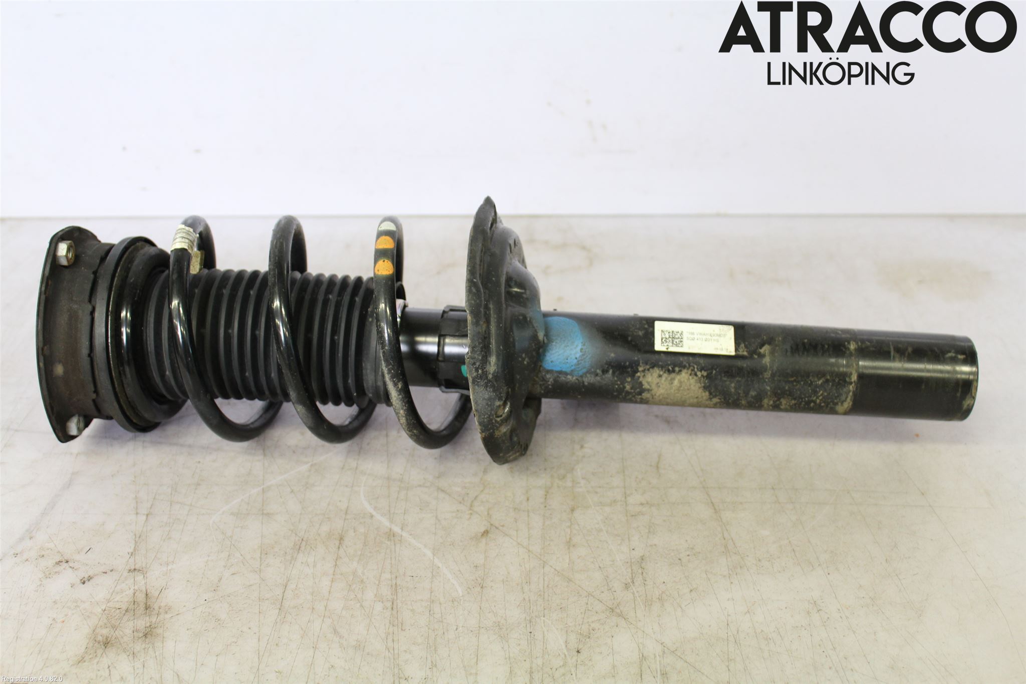 Volkswagen VW T-ROC 18- Fjäderben Fram Höger