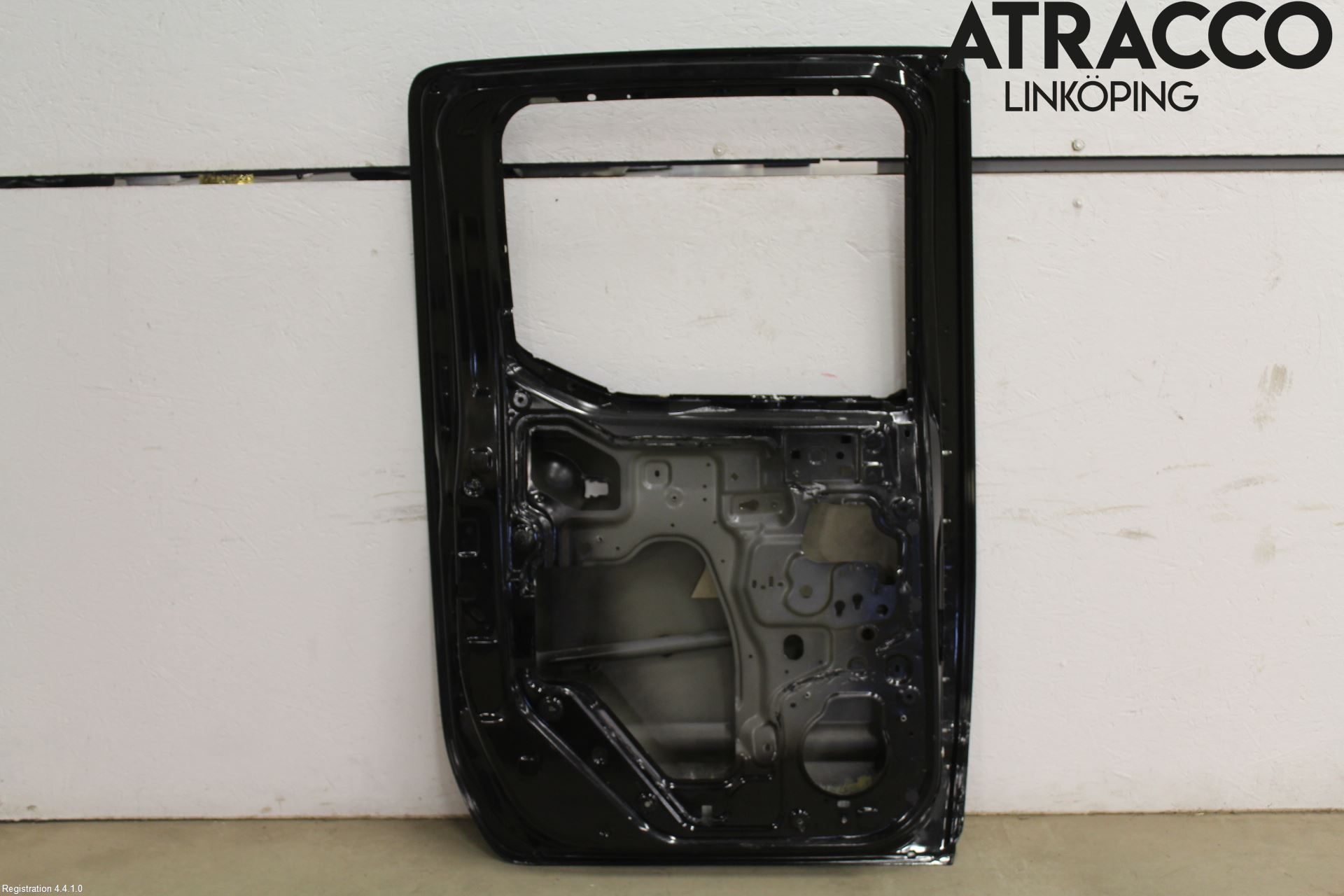 Nissan NAVARA 05-16 Dörr Bak Vänster