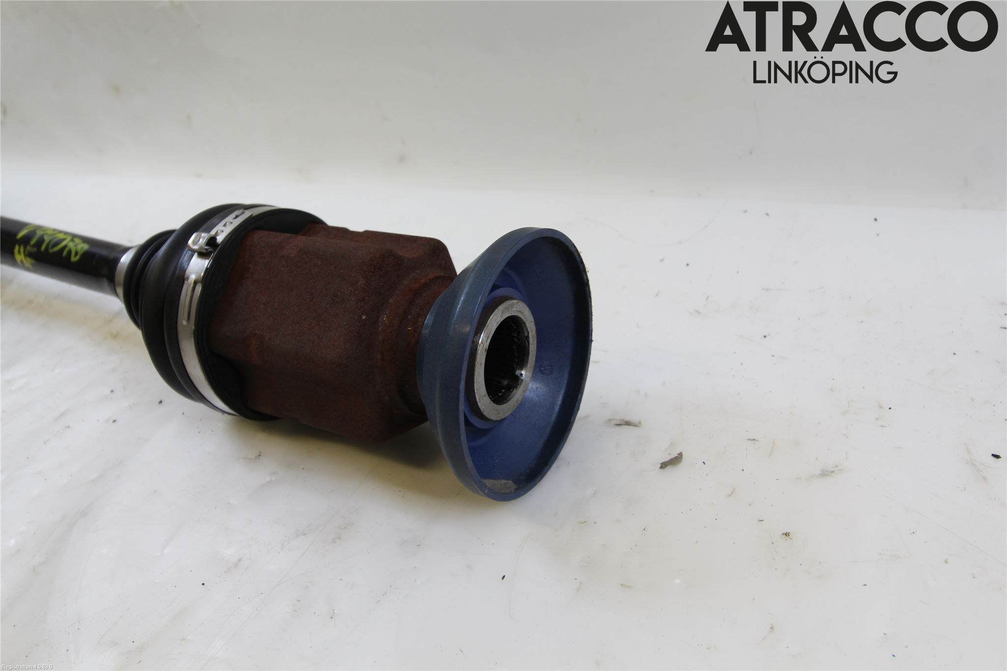 Volkswagen VW ARTEON 17- Drivaxel Fram Höger
