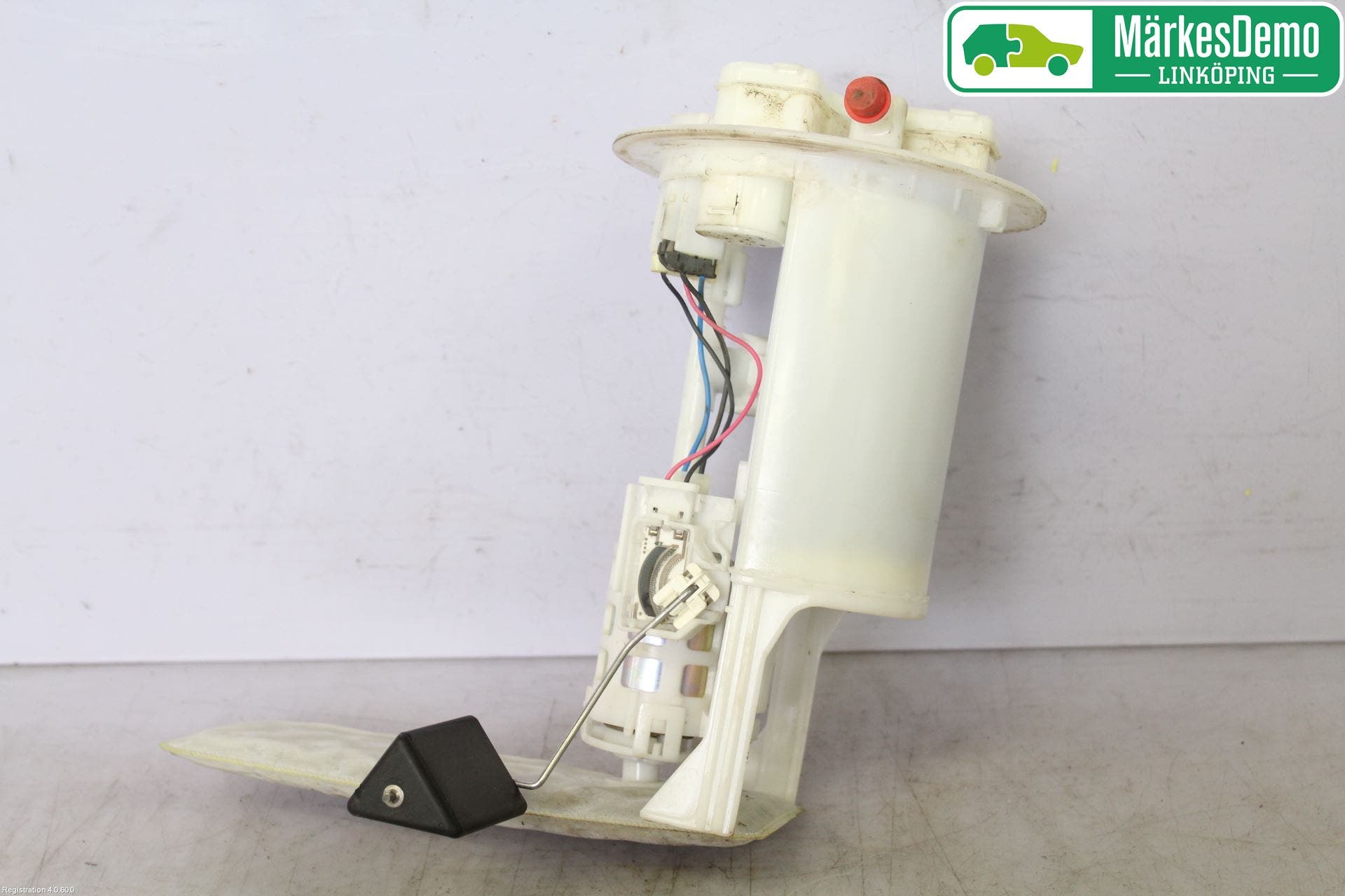 Toyota YARIS XP130 12-14 Bränslepump El