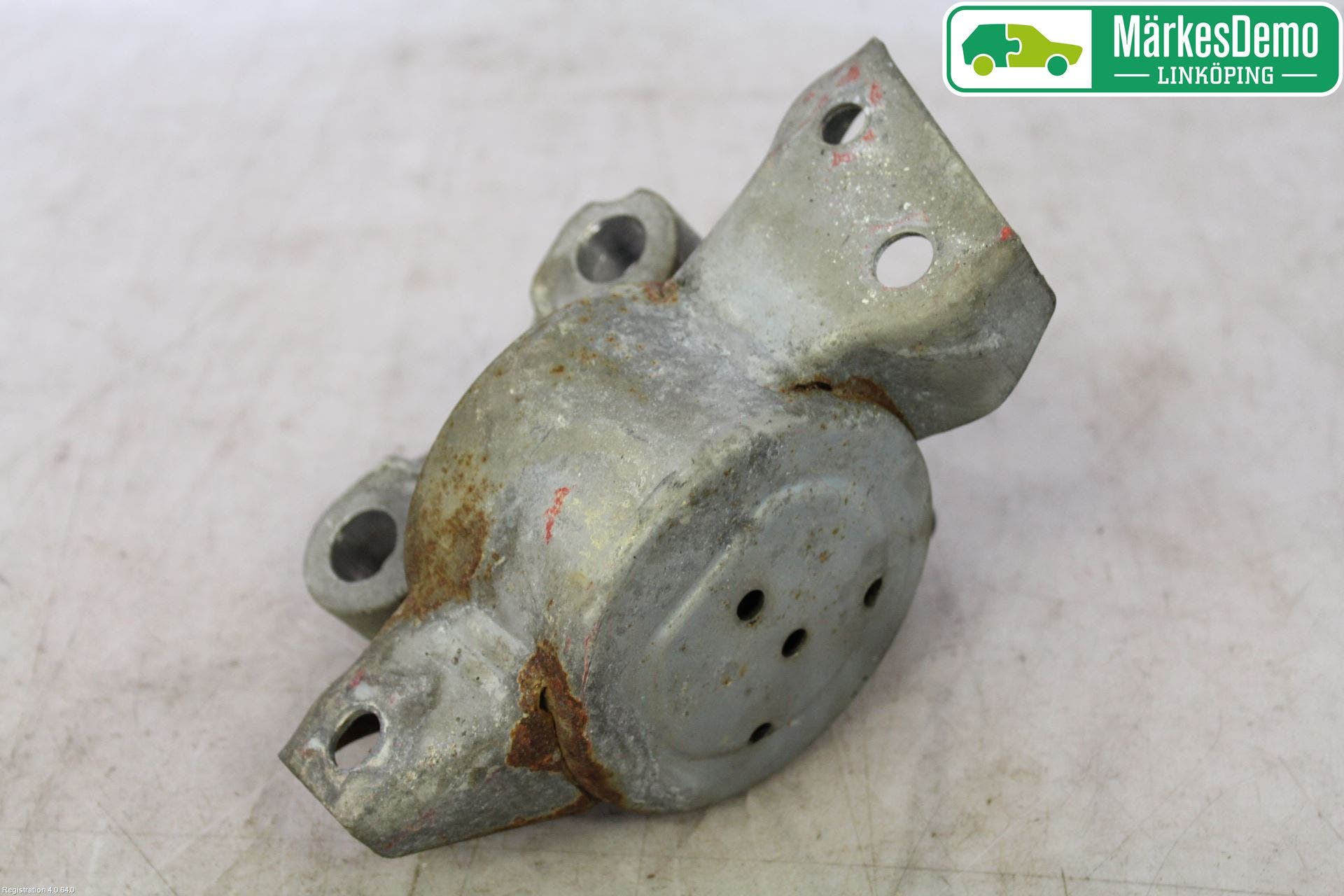 Opel CORSA D 07-14 Motorfäste