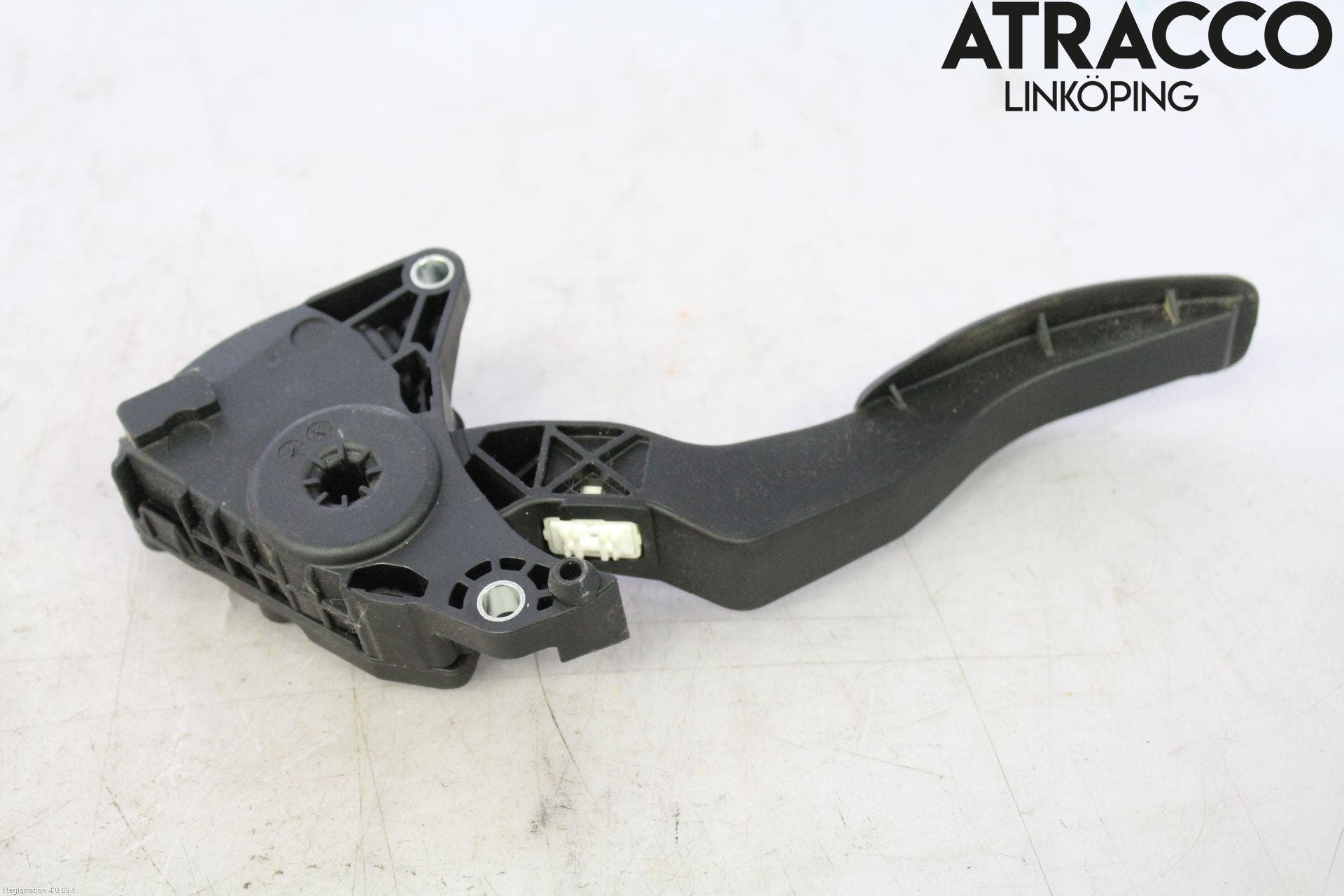 Nissan QASHQAI 14-17 Gaspedal