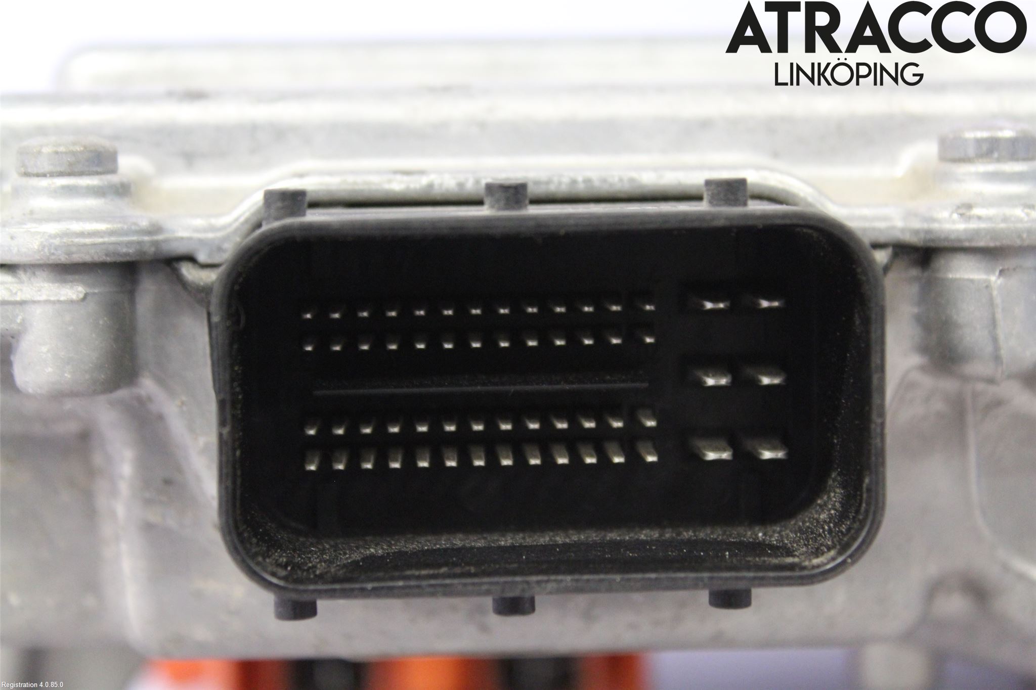 Volvo XC60 18- Inverter Hybrid