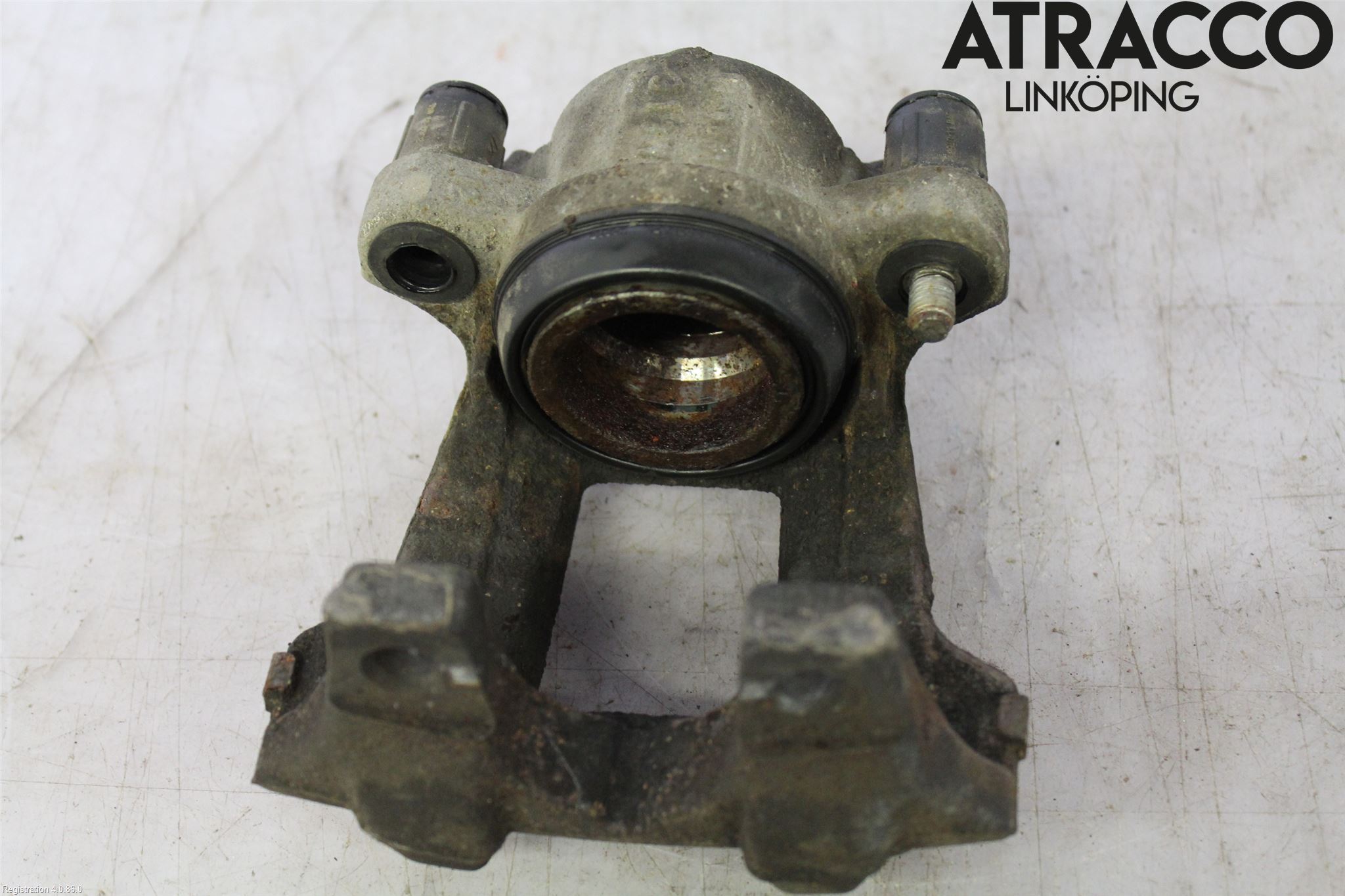 BMW 3 F30/F31/F80 12-19 Bromsok Fram Vänster