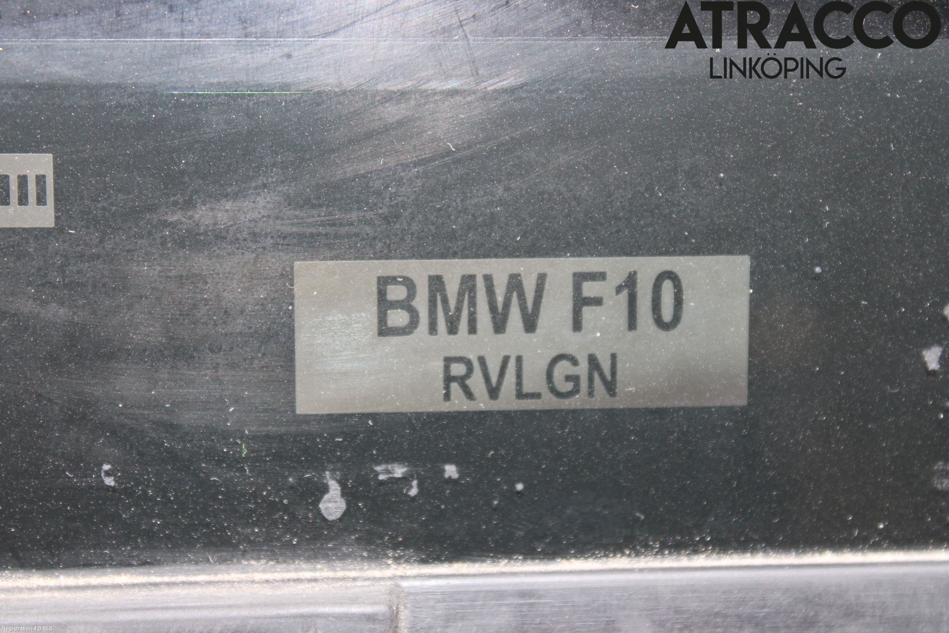 BMW 5 F10/F11/F18 09-17 Dörruta Bak Lilla Vä