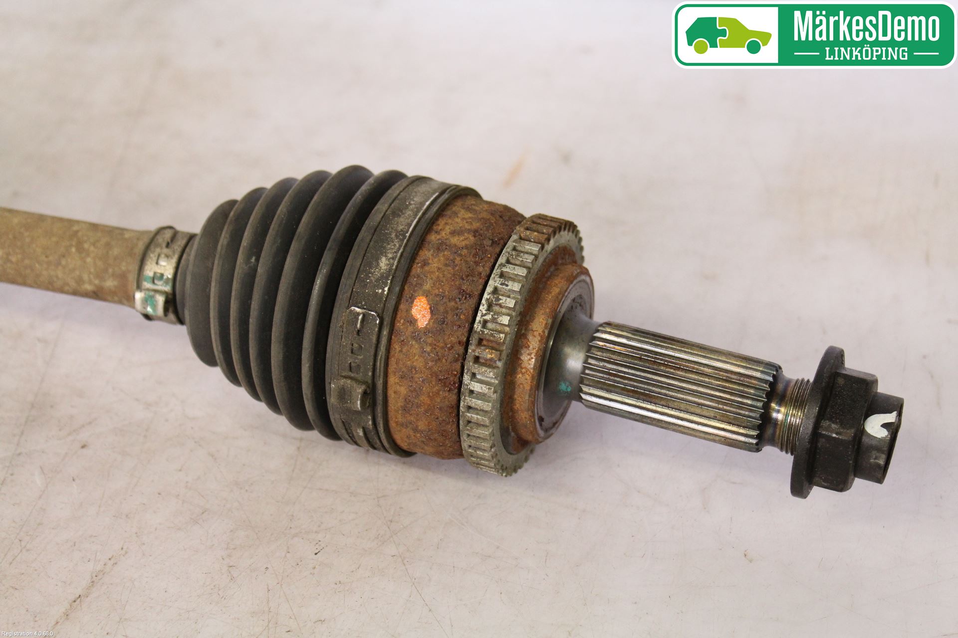 Hyundai i20 GB 15-20 Drivaxel Fram Vänster