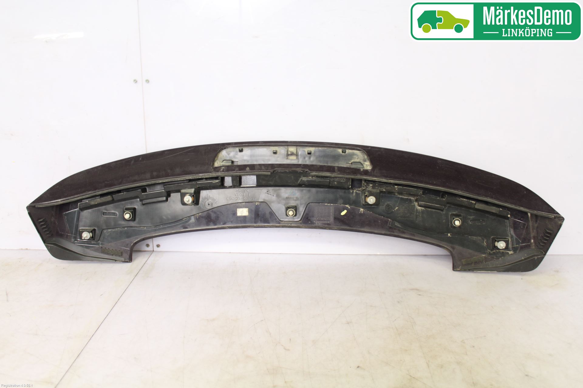 Toyota AVENSIS 09-15 Spoiler Baklucka
